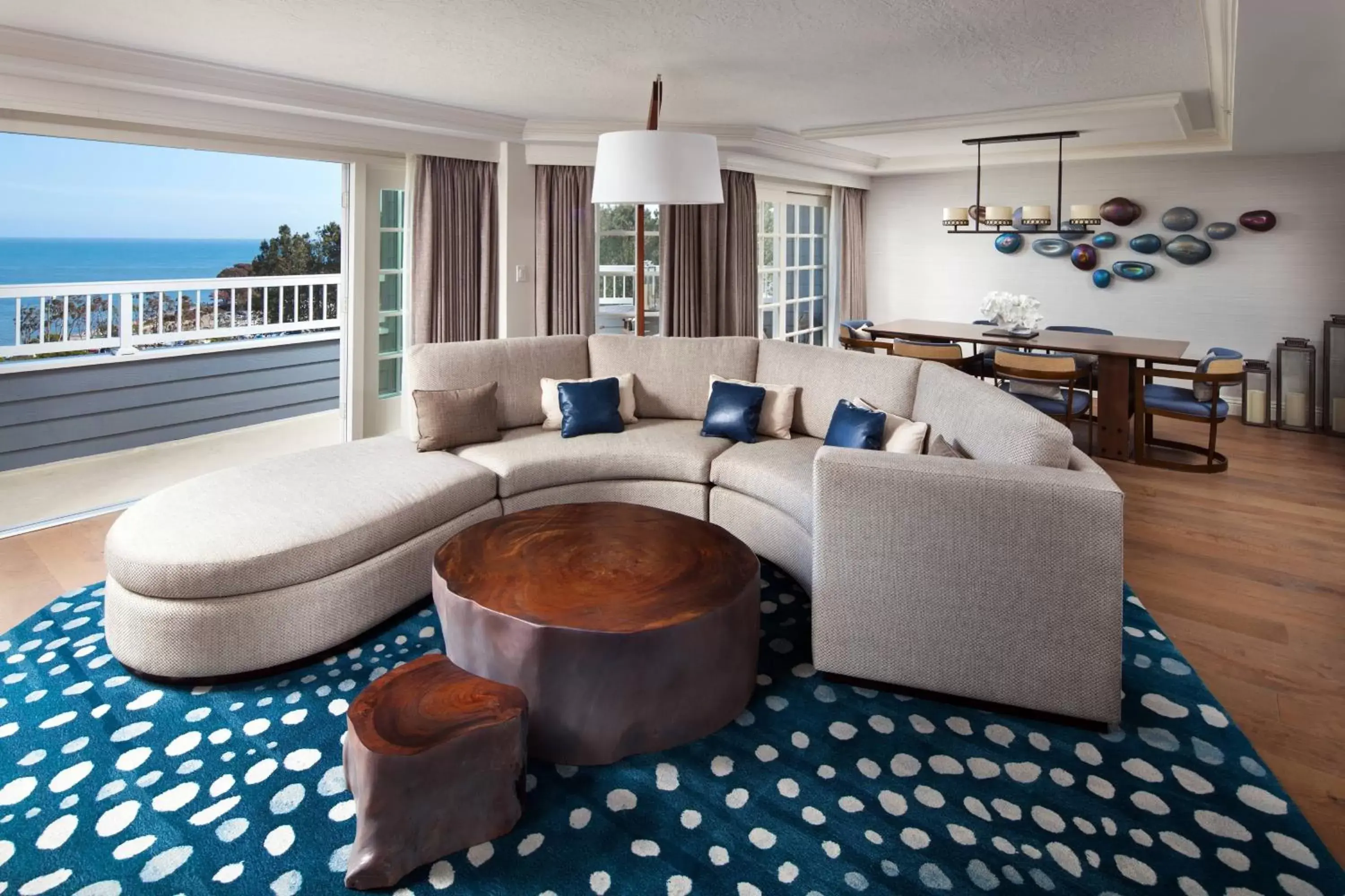 Photo of the whole room, Seating Area in Laguna Cliffs Marriott Resort & Spa