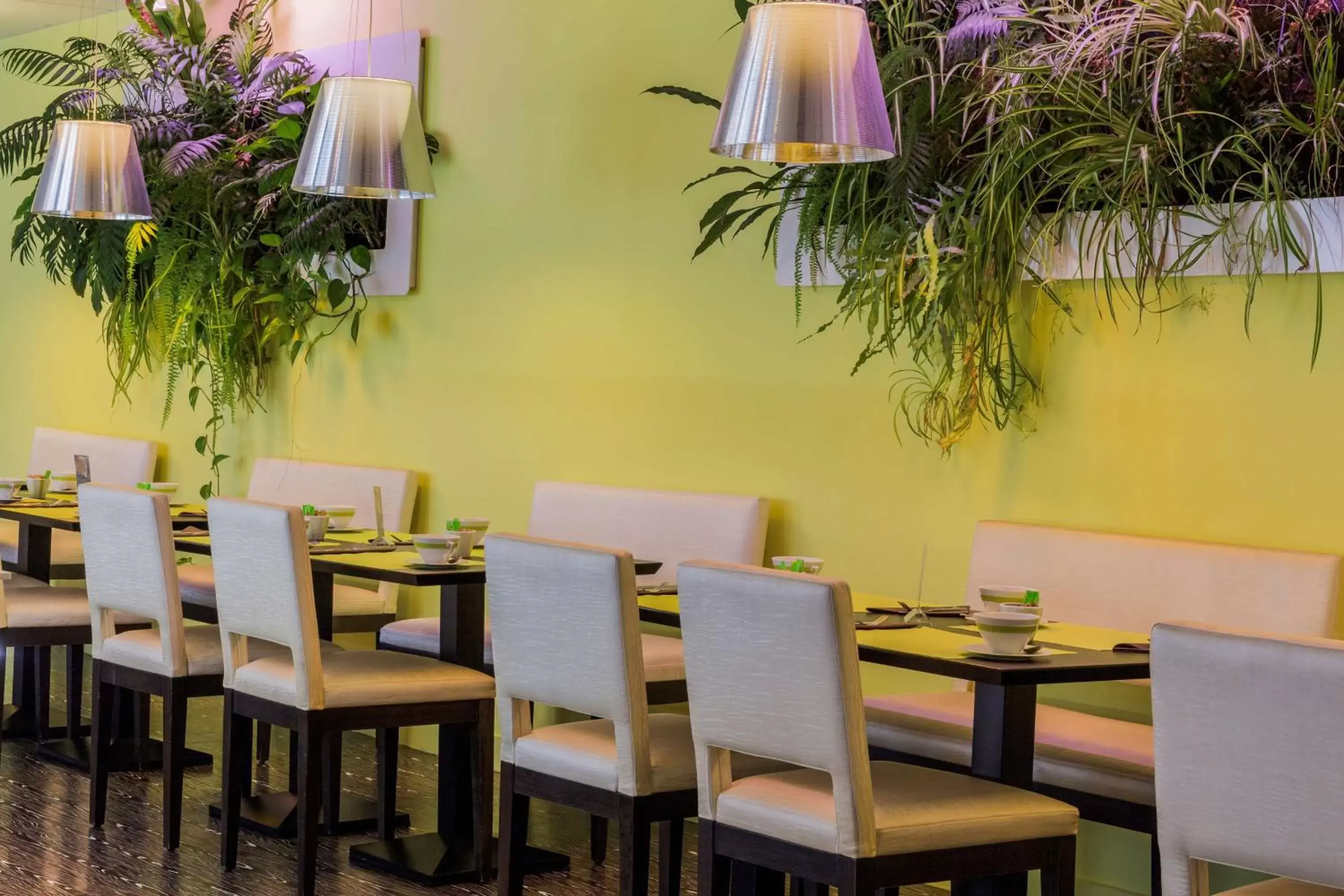 Restaurant/places to eat in Best Western Plus Richelieu Restaurant/places to eat in Best Western Plus Richelieu