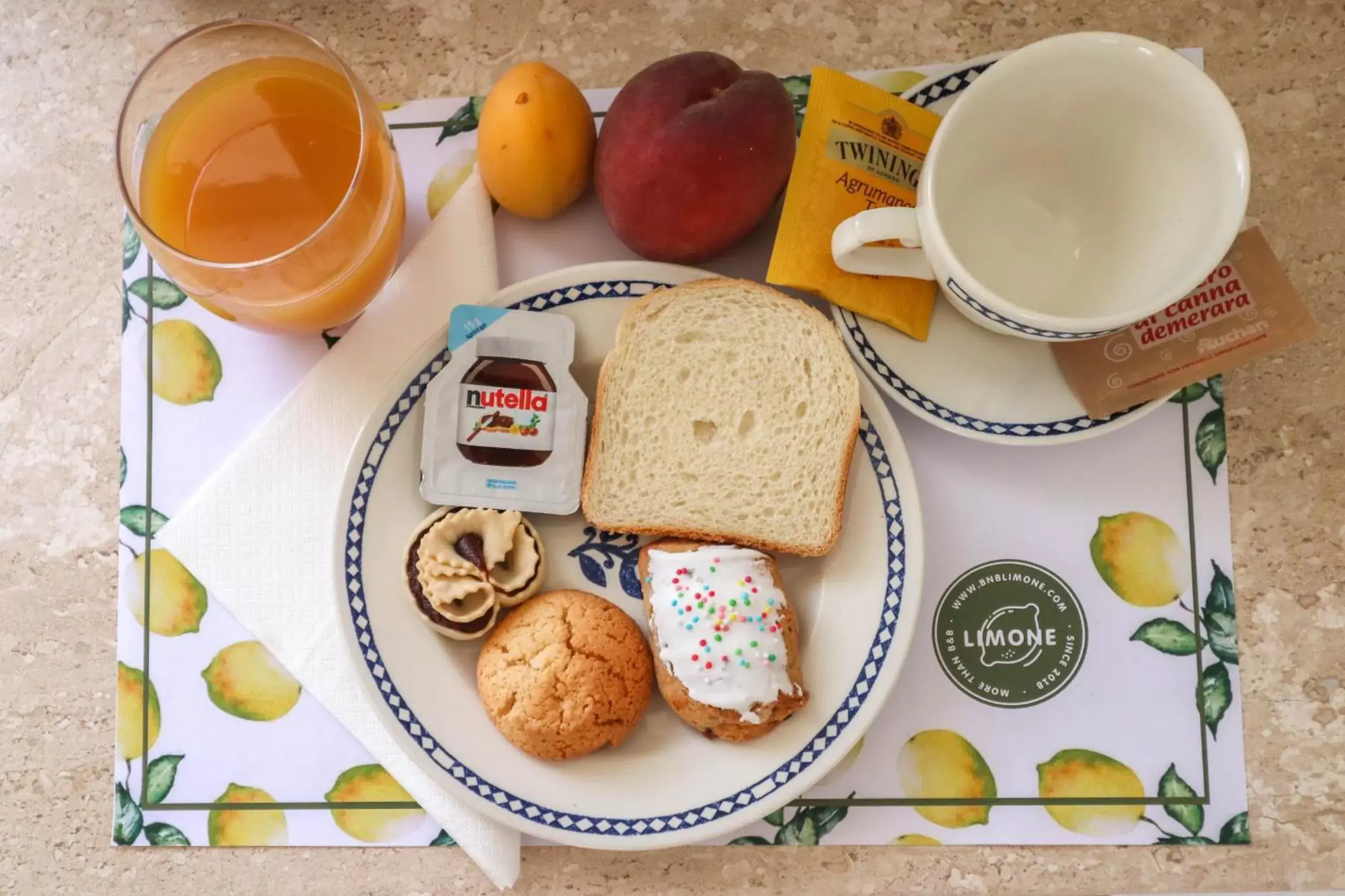 Breakfast in B&B Limone