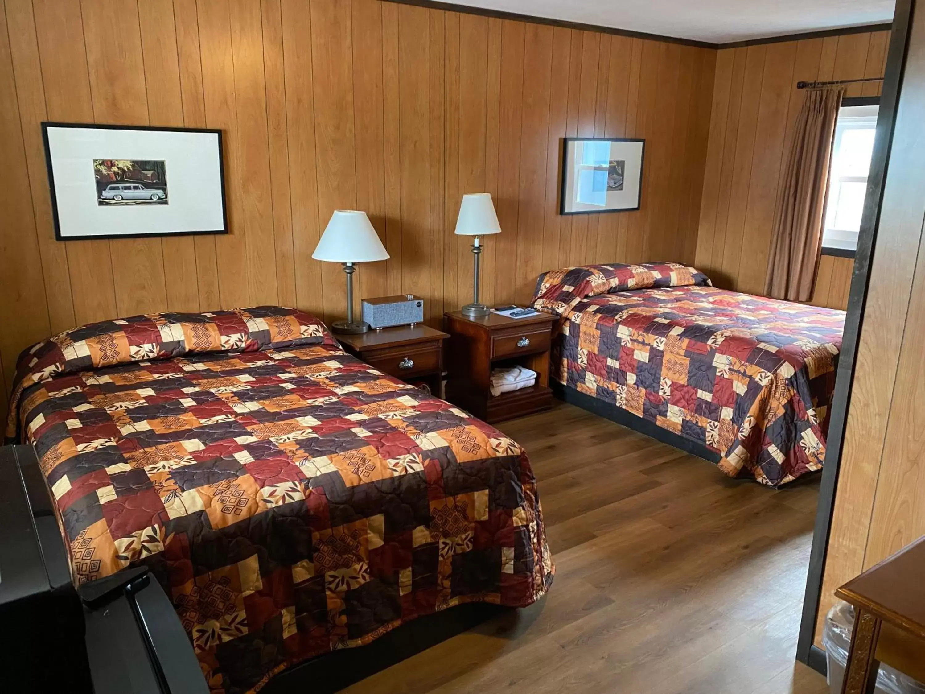 Bed in Scotty's Motel