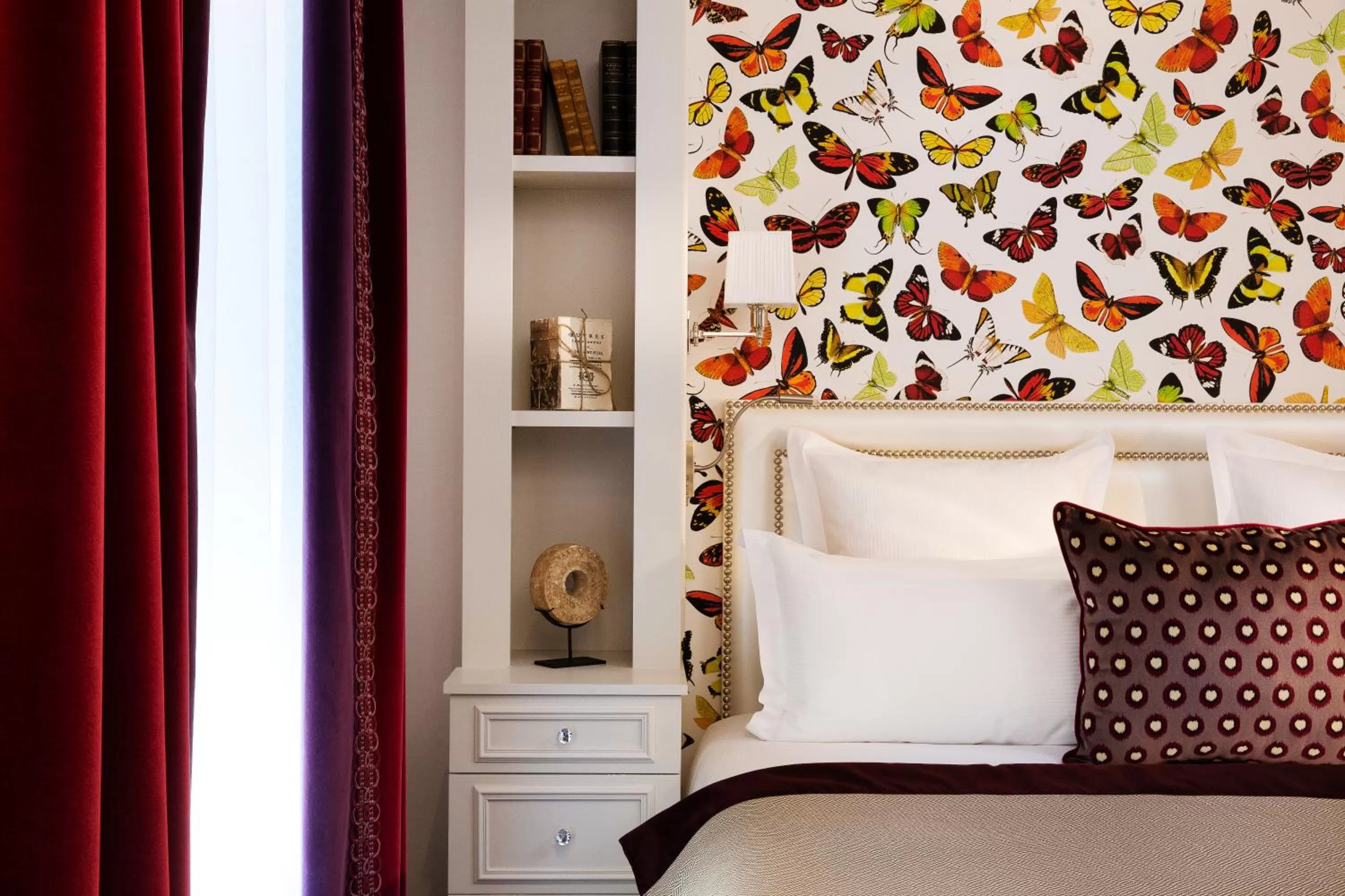 Bedroom, Bed in Hotel Monge