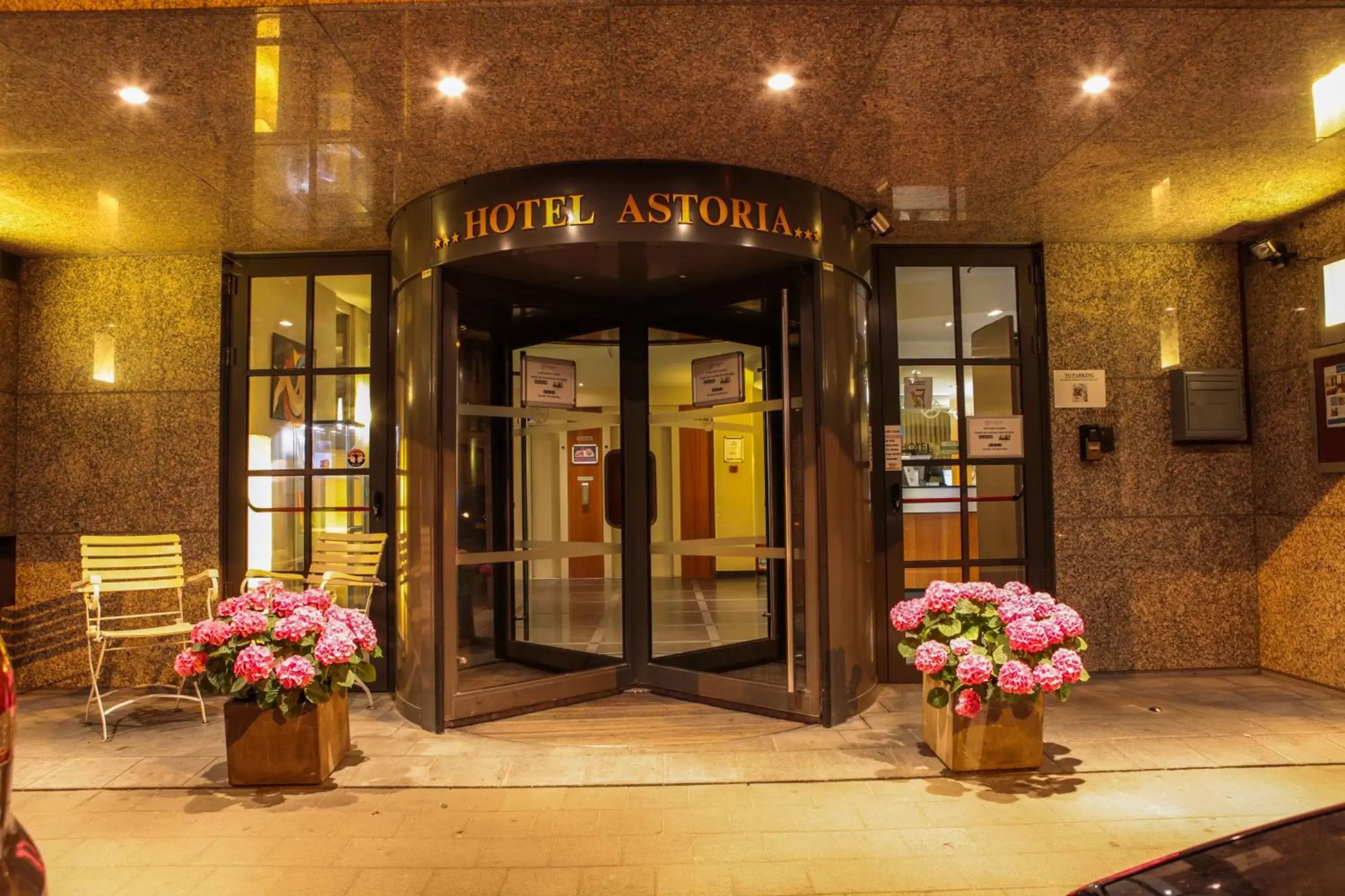 Facade/entrance in Astoria Hotel Antwerp