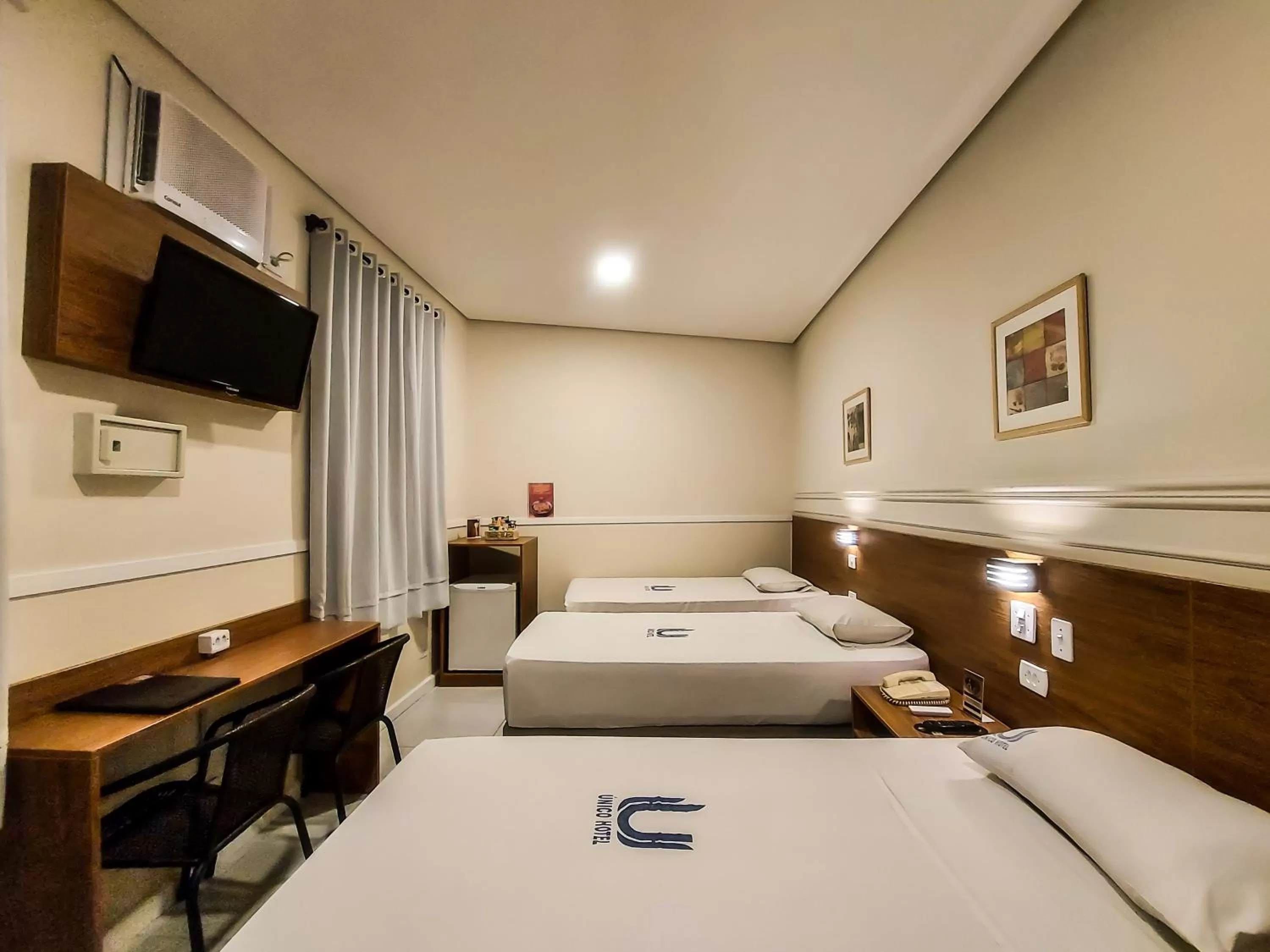 Bed in Hotel Itamarati Centro-República