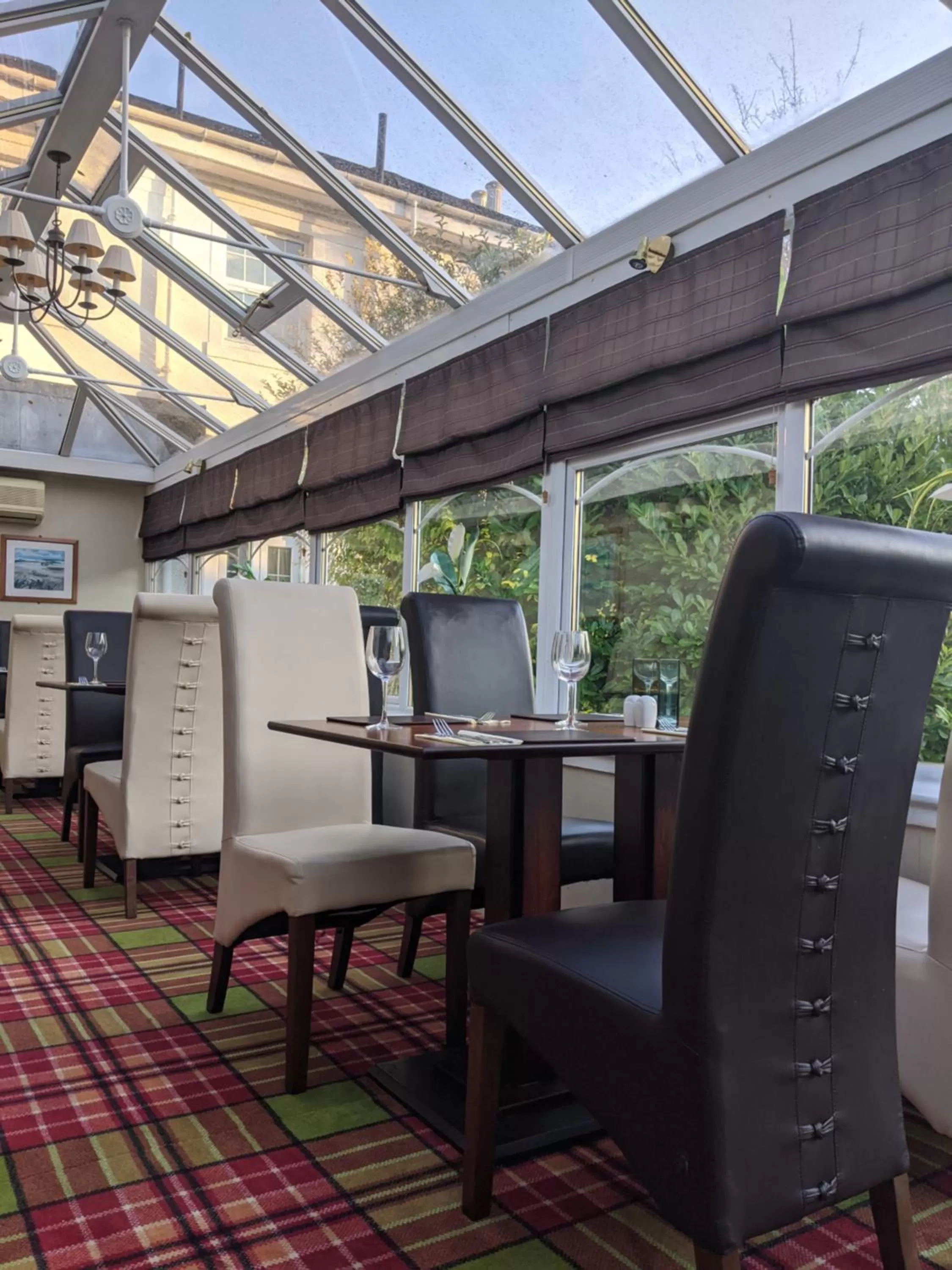 Restaurant/places to eat in Glazert Country House Hotel