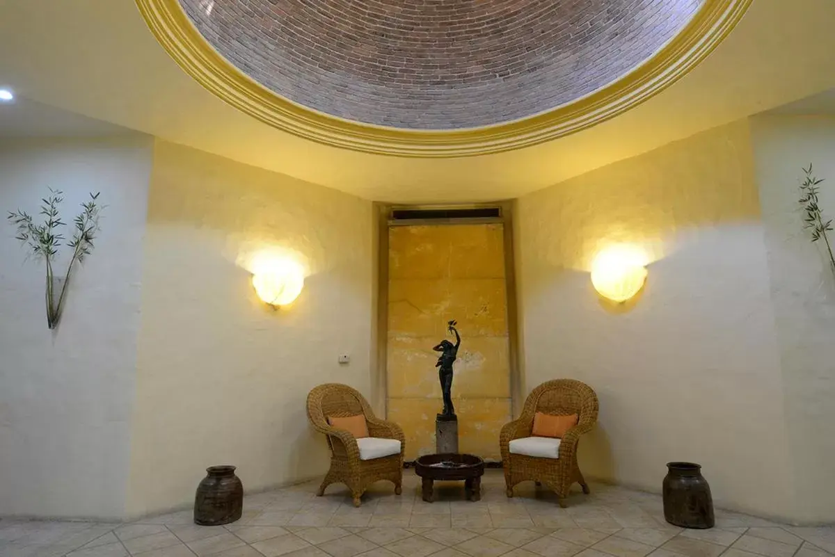 Massage in Villa Montaña Hotel & Spa
