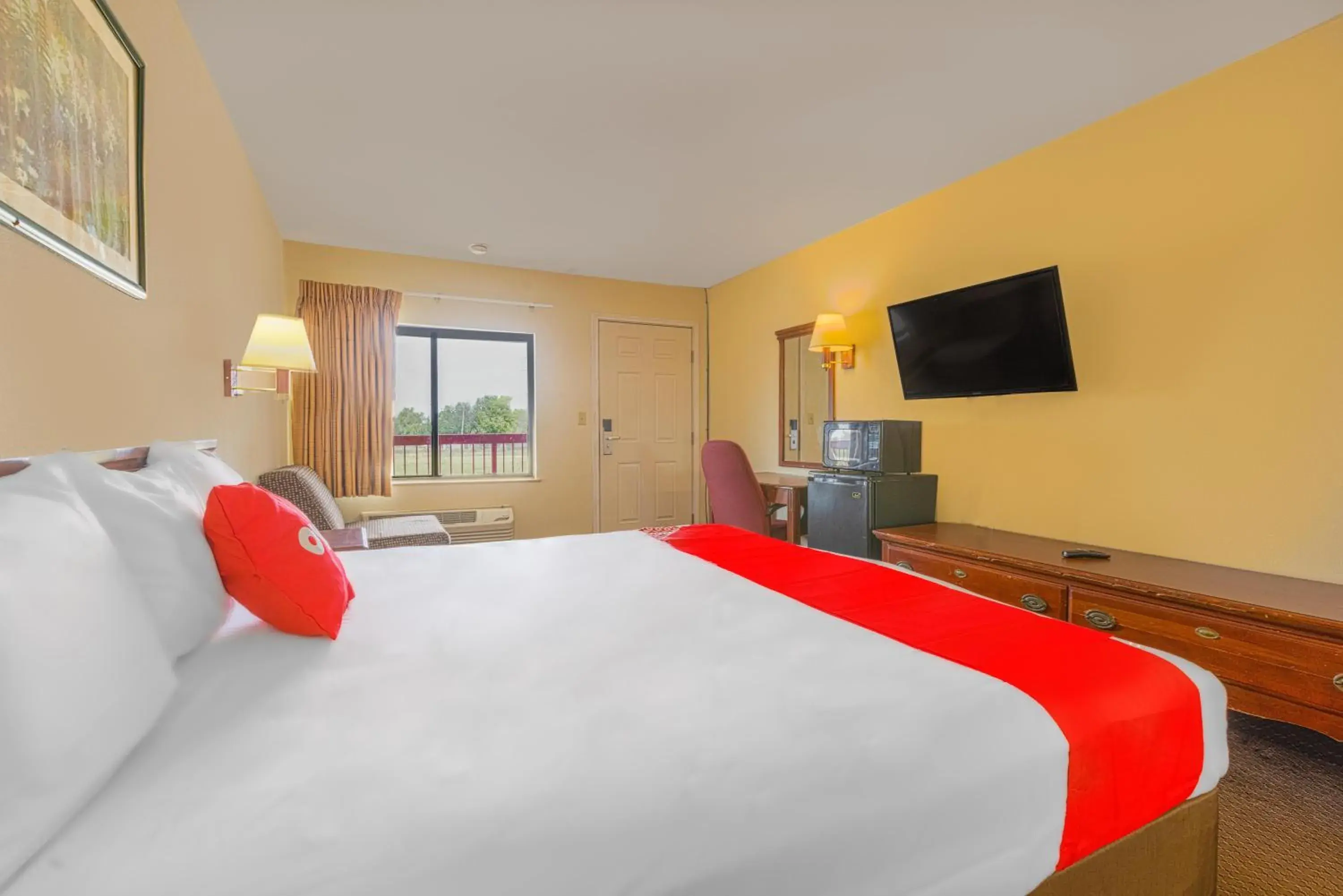 Bedroom in OYO Hotel Corpus Christi North I-37