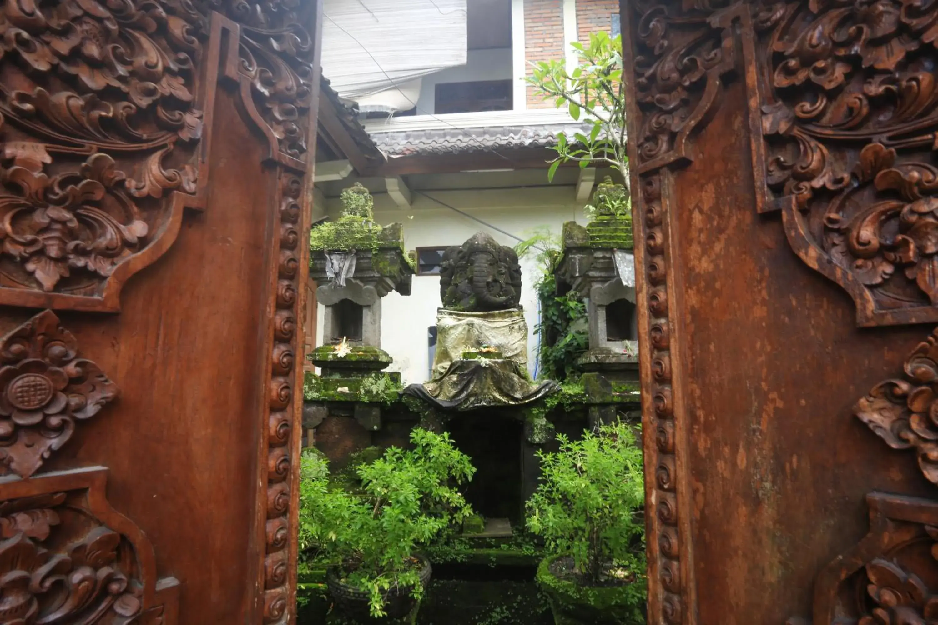 Facade/entrance in Aurora House Ubud