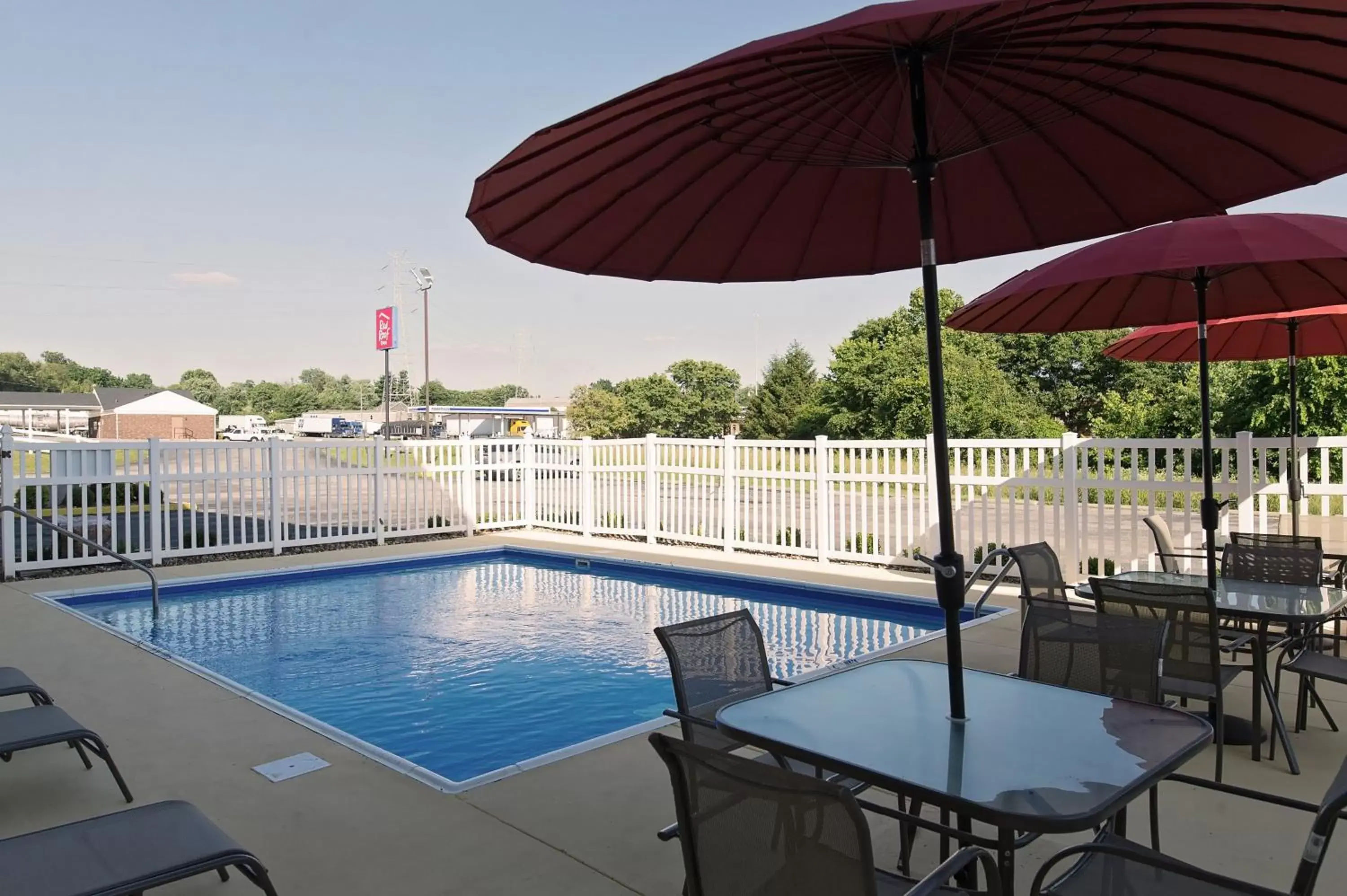 Swimming Pool in Red Roof Inn Georgetown, IN