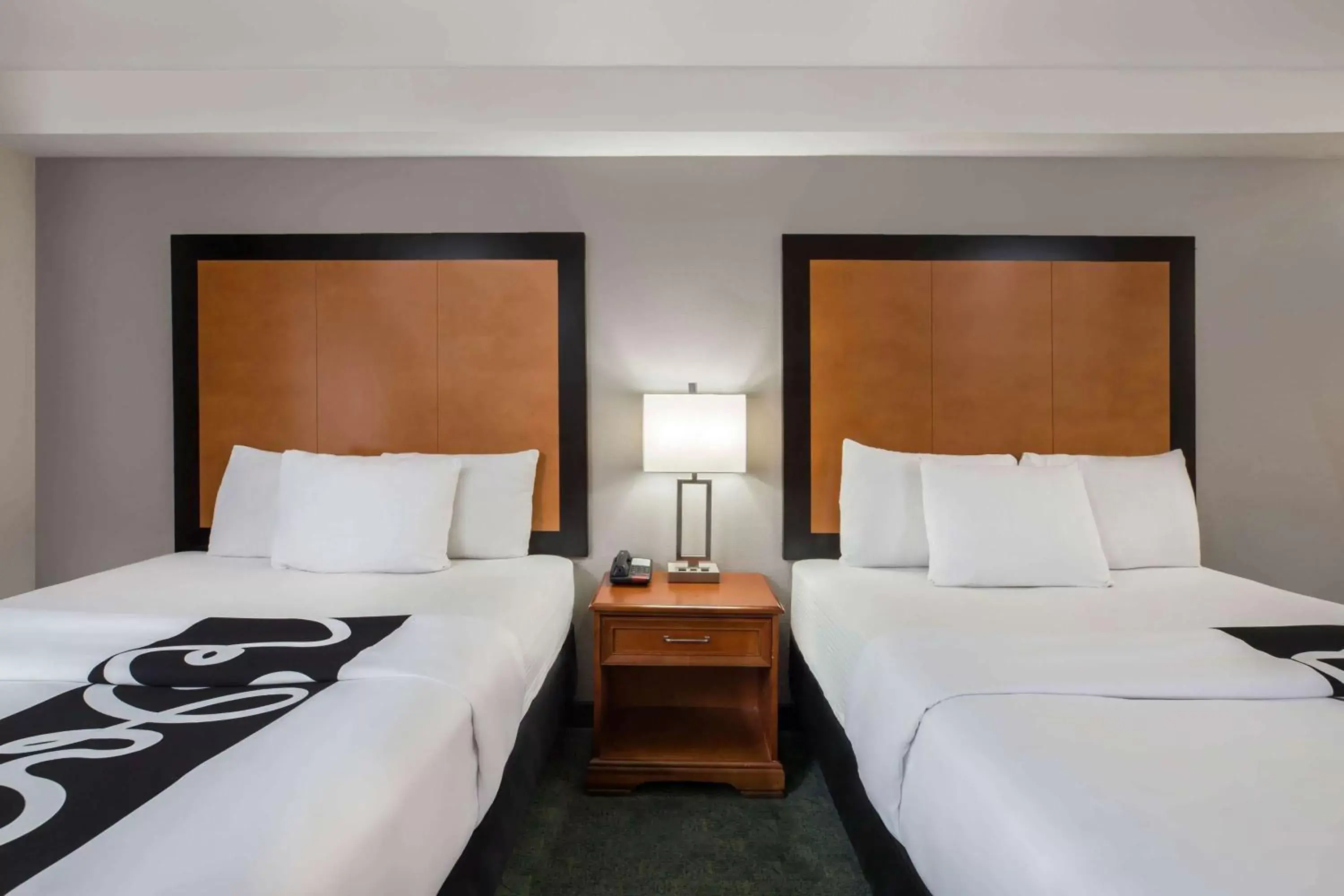 Photo of the whole room, Bed in La Quinta Inn by Wyndham Everett Photo of the whole room, Bed in La Quinta Inn by Wyndham Everett