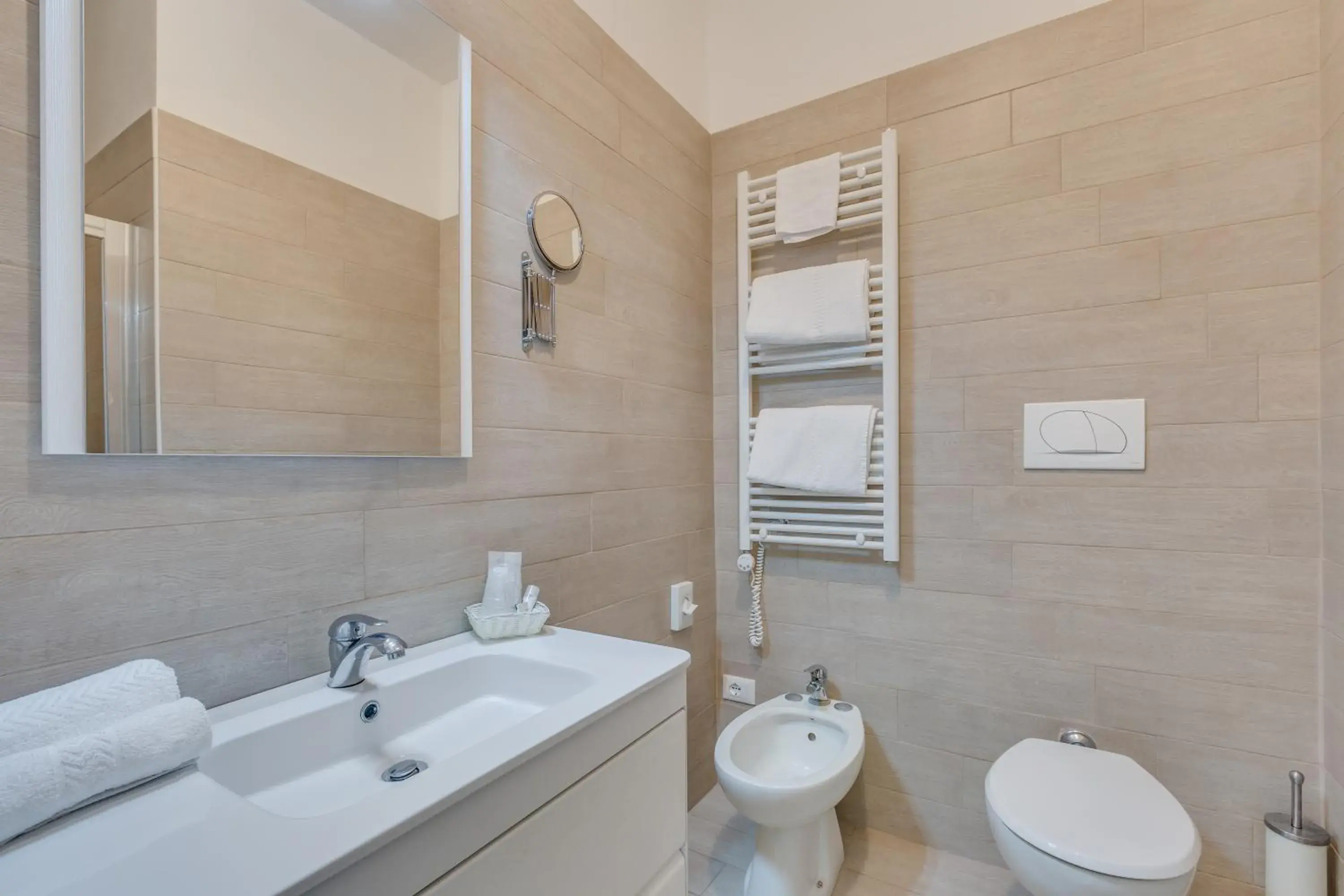 Family Room with Sea View (2 Adults + 1 Child) in Hotel Austria Family Room with Sea View (2 Adults + 1 Child) in Hotel Austria