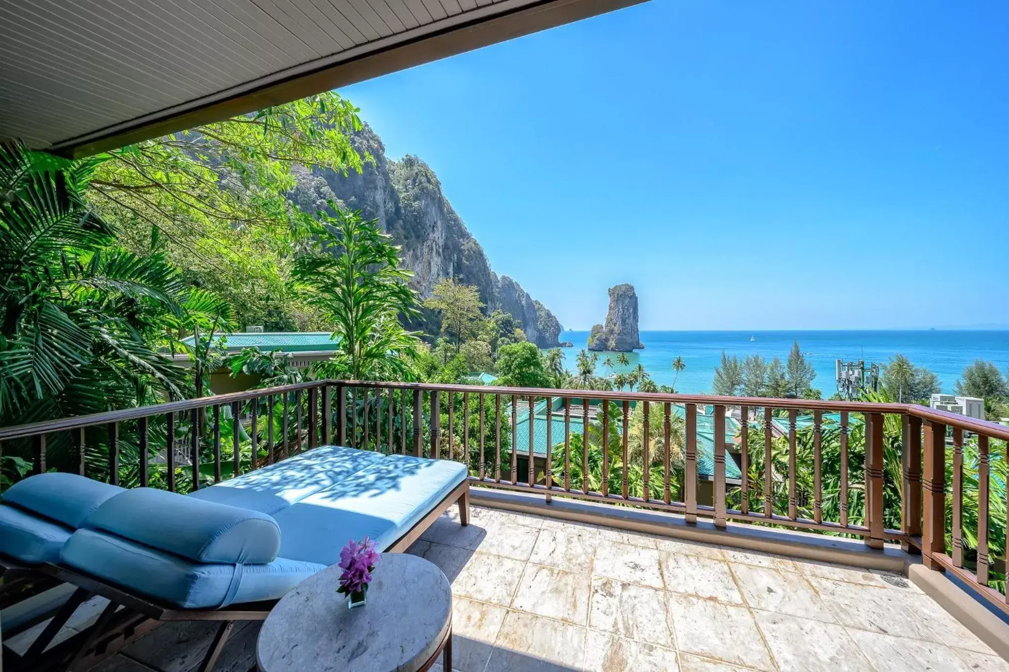 Photo of the whole room, Balcony/Terrace in Centara Grand Beach Resort & Villas Krabi