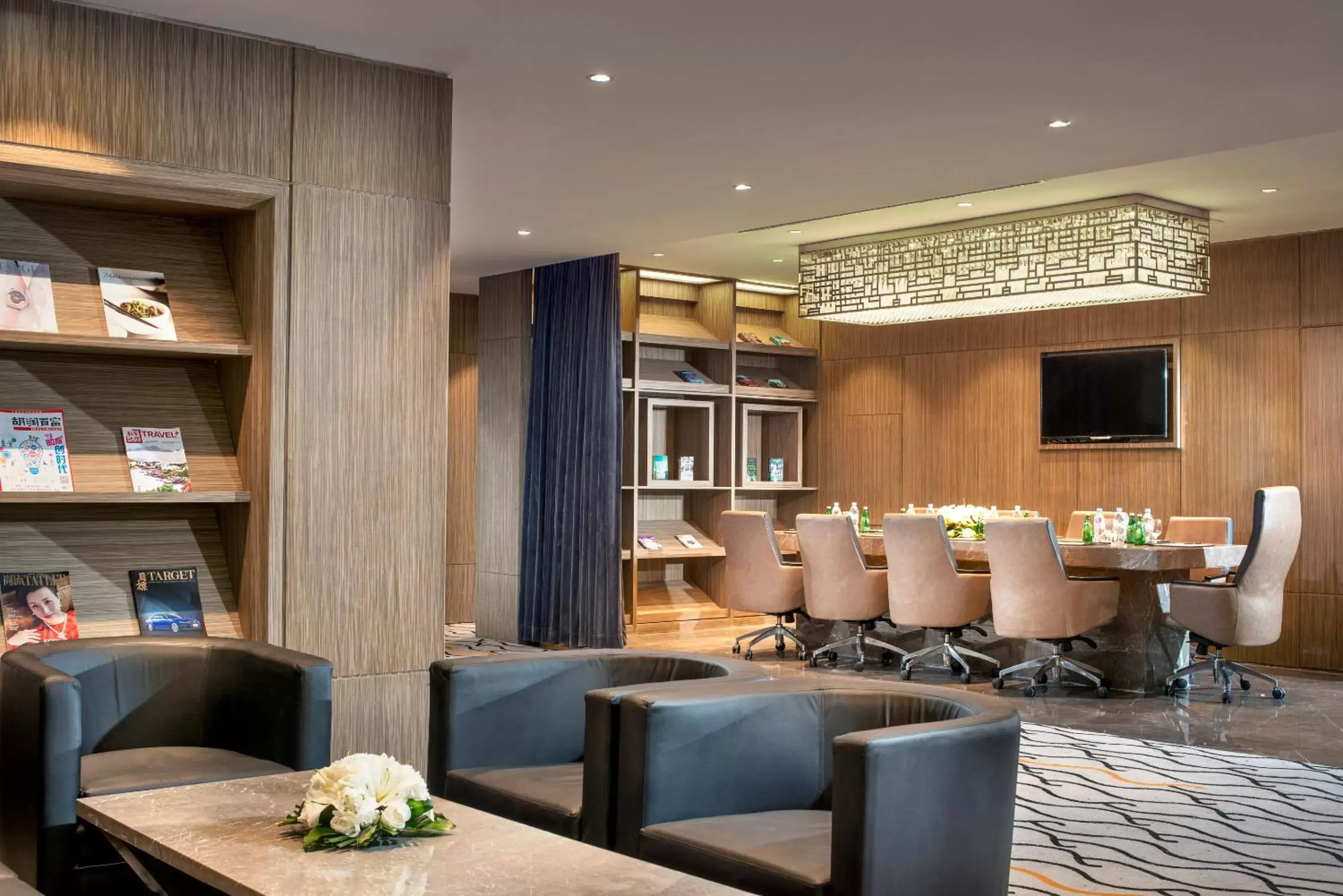 Meeting/conference room, Lounge/Bar in Sofitel Zhengzhou International