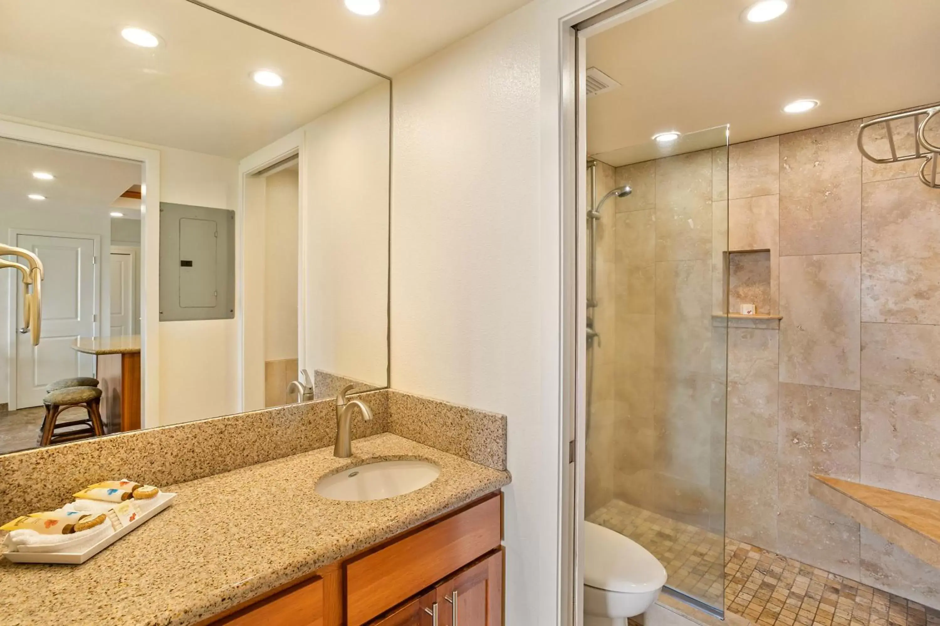 Shower, Bathroom in Aston at the Maui Banyan