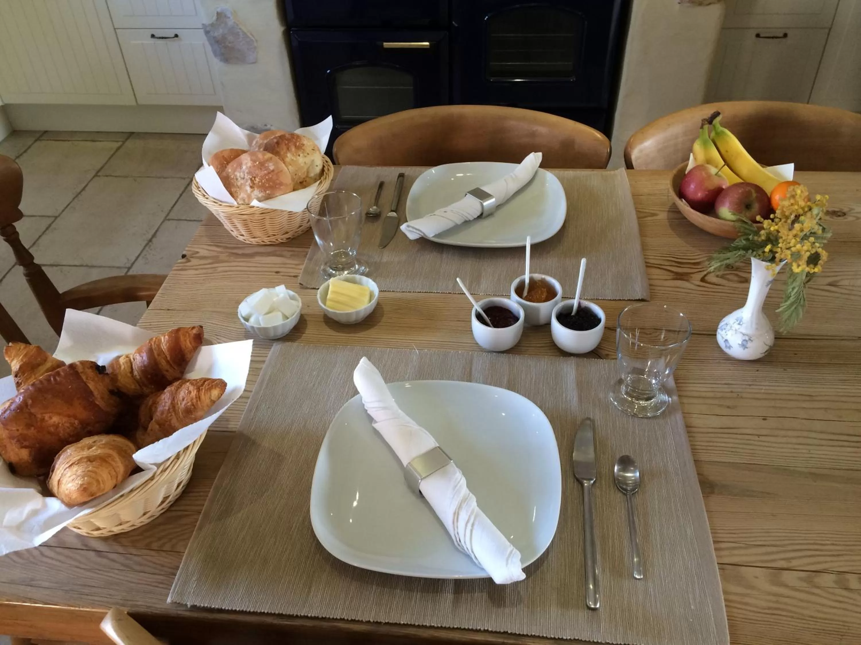 Continental breakfast in Les Glycines