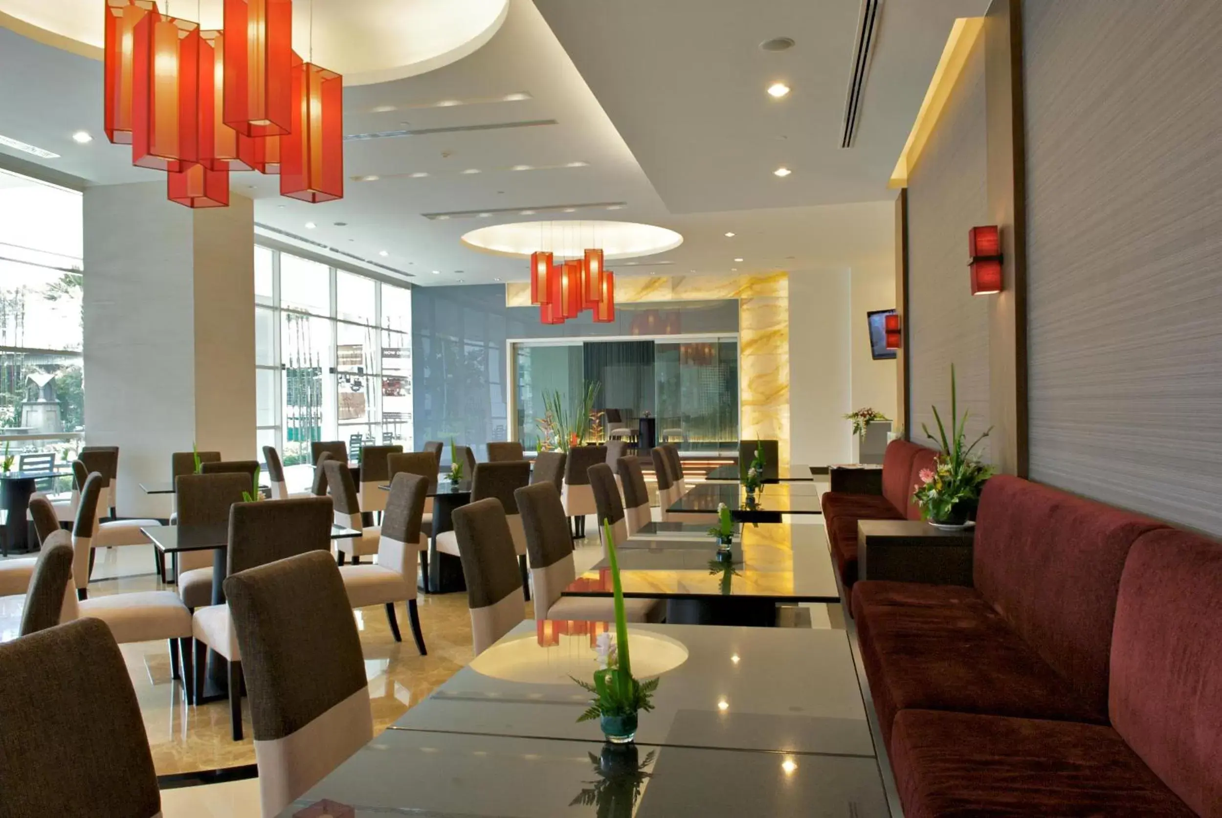 Breakfast, Restaurant/Places to Eat in The Narathiwas Hotel & Residence Sathorn Bangkok