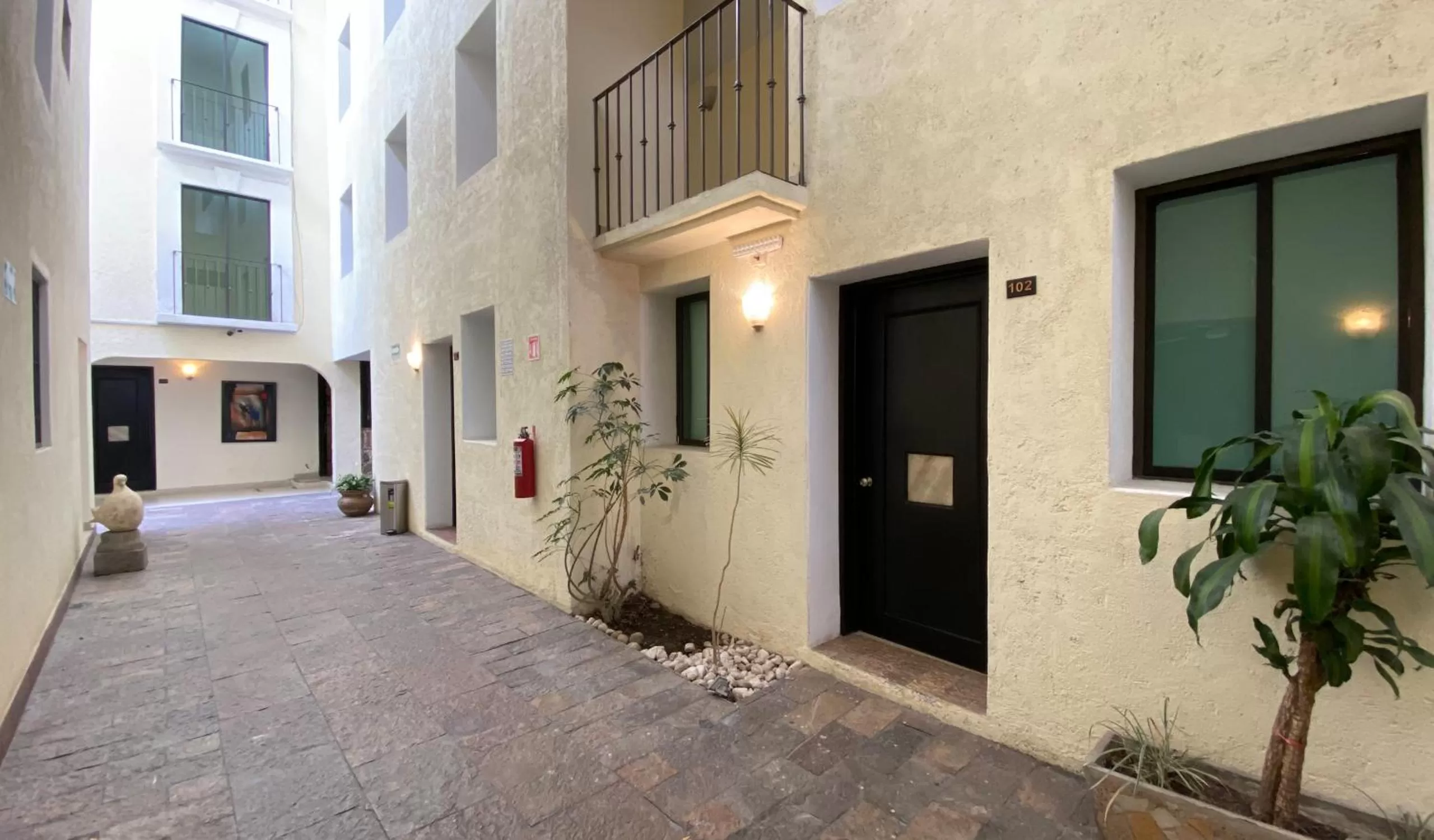 Property building in Hotel Escala Puebla Centro