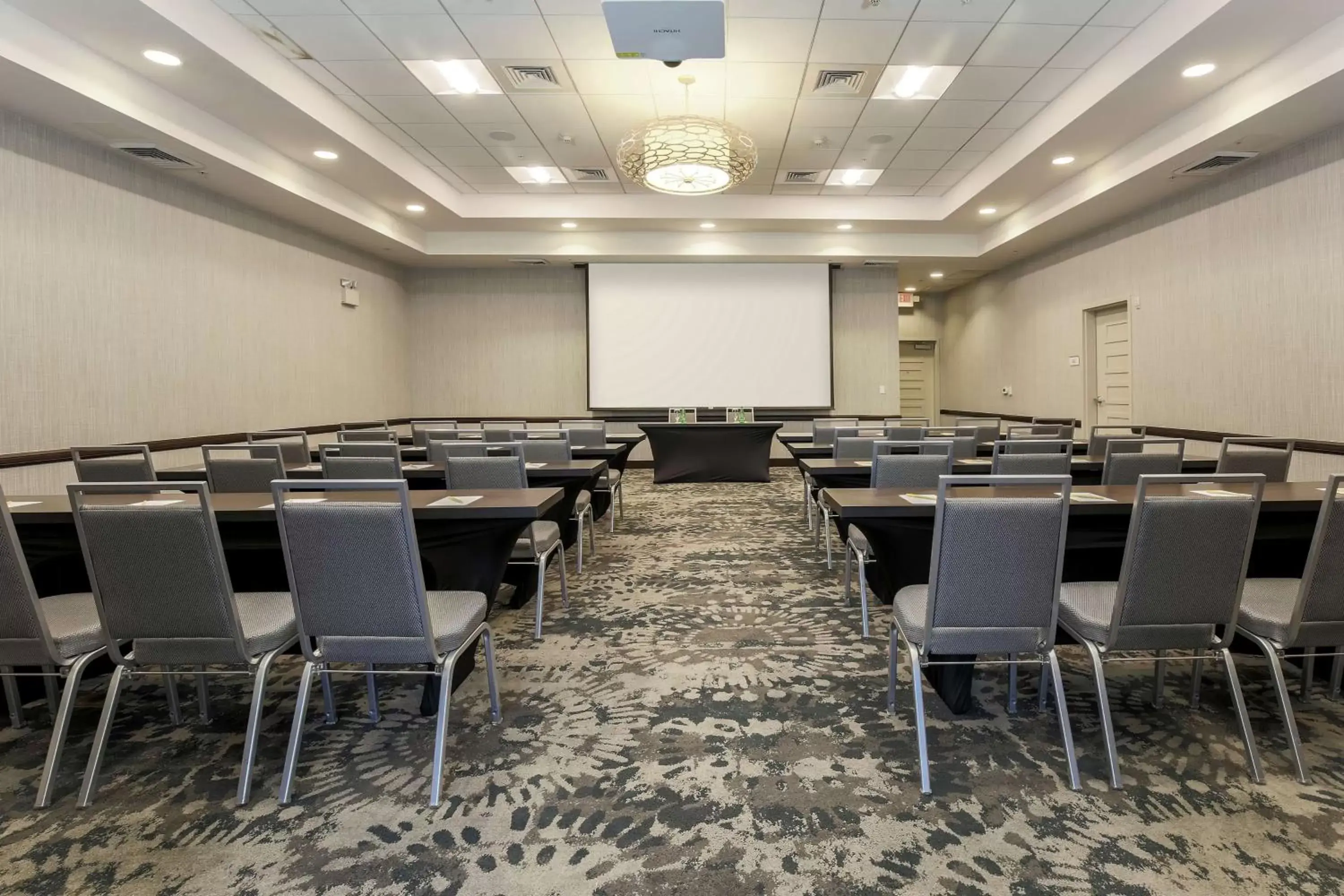 Meeting/conference room in Hilton Garden Inn Shirlington