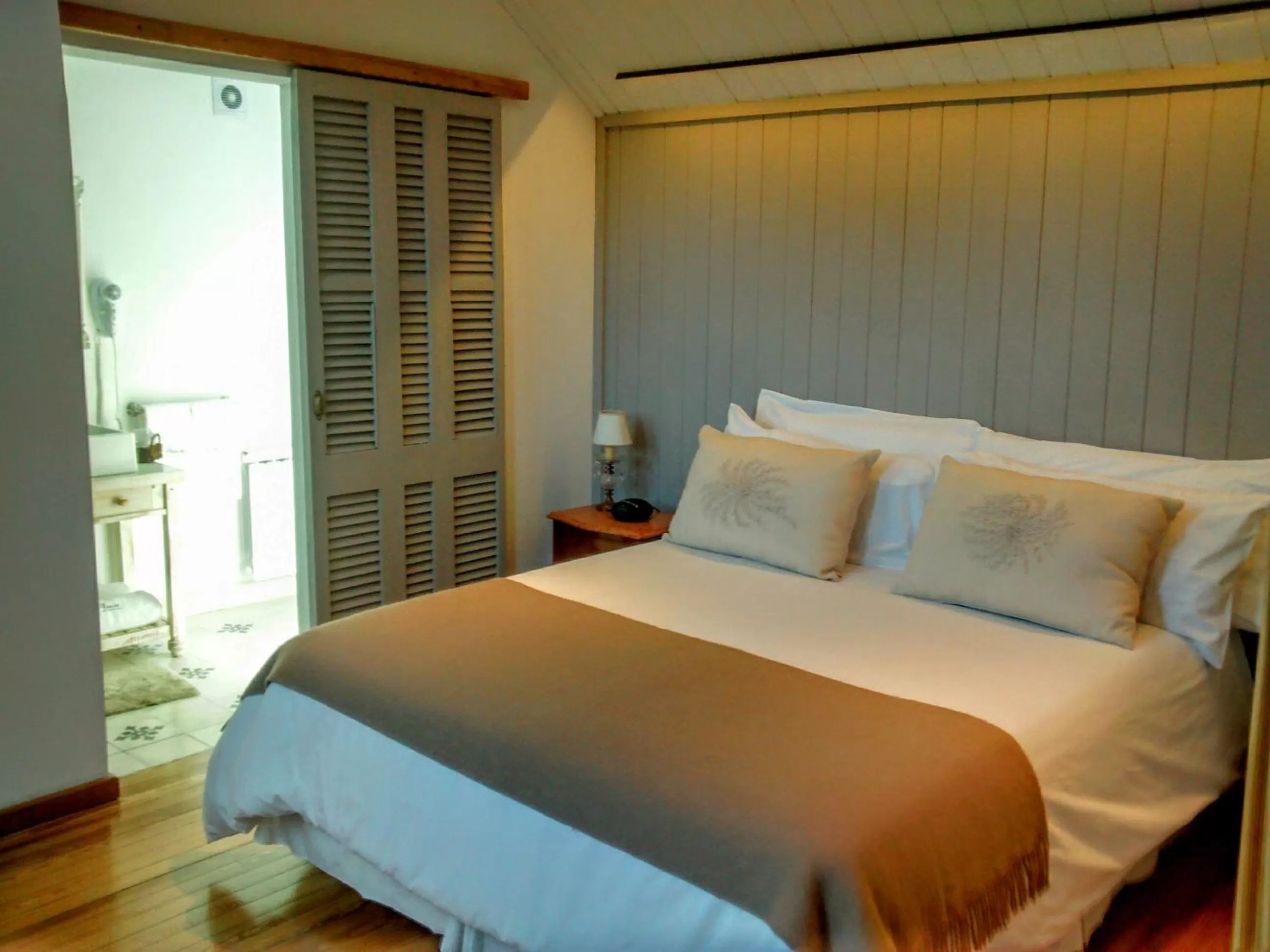 Photo of the whole room, Bed in Paraíso Casa de Montaña