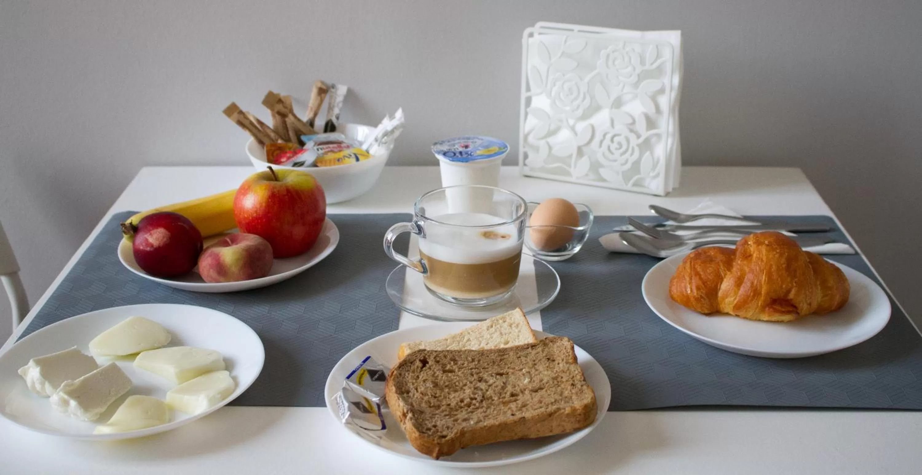 Breakfast in IL MERCATO CENTRALE B and B