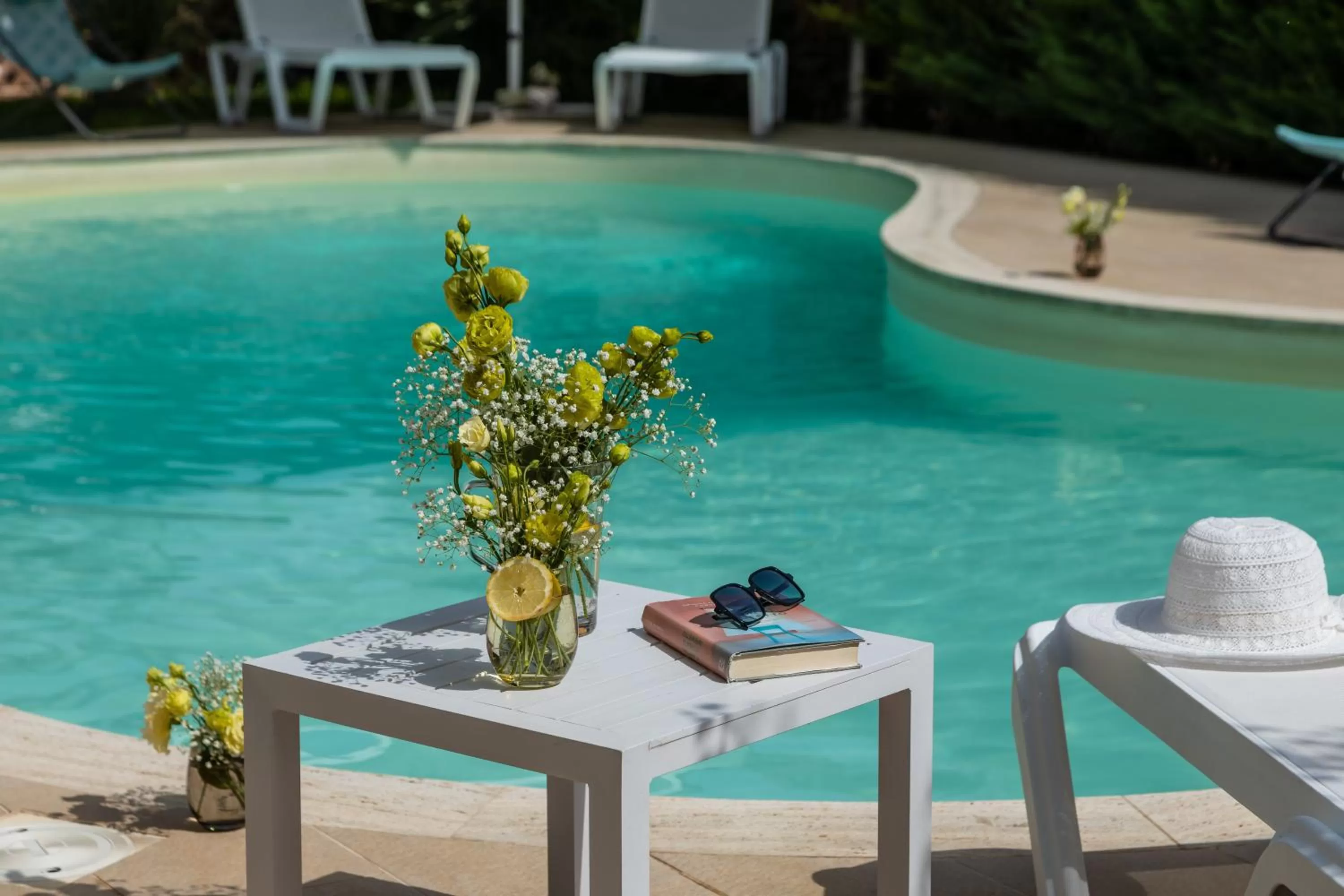 Swimming pool in La Collina di Montegrappa - Suites with Heated Private Pool - Suites with Shared Pool