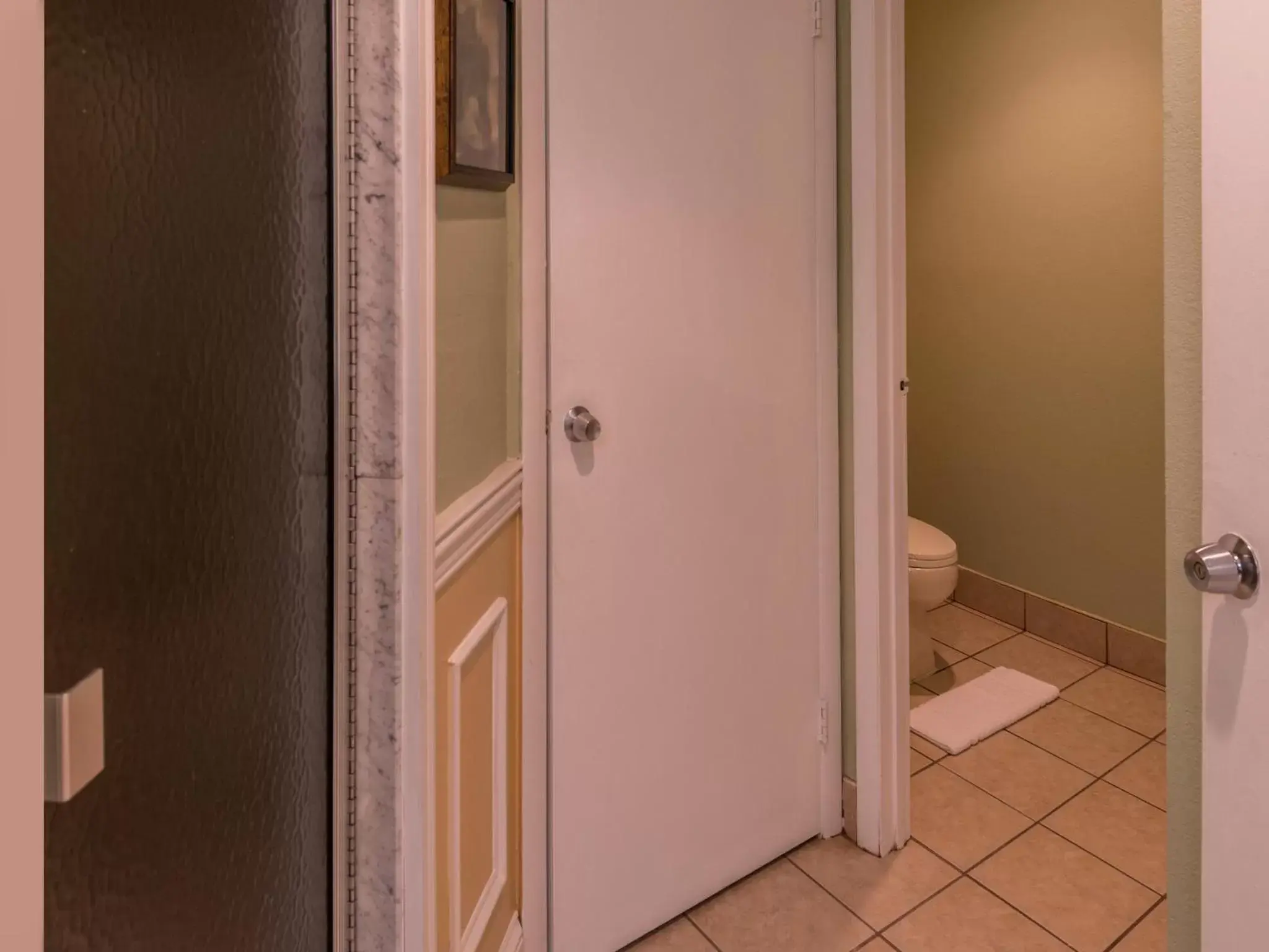 Bathroom in Inn of The Dove Romantic Luxury & Business Suites