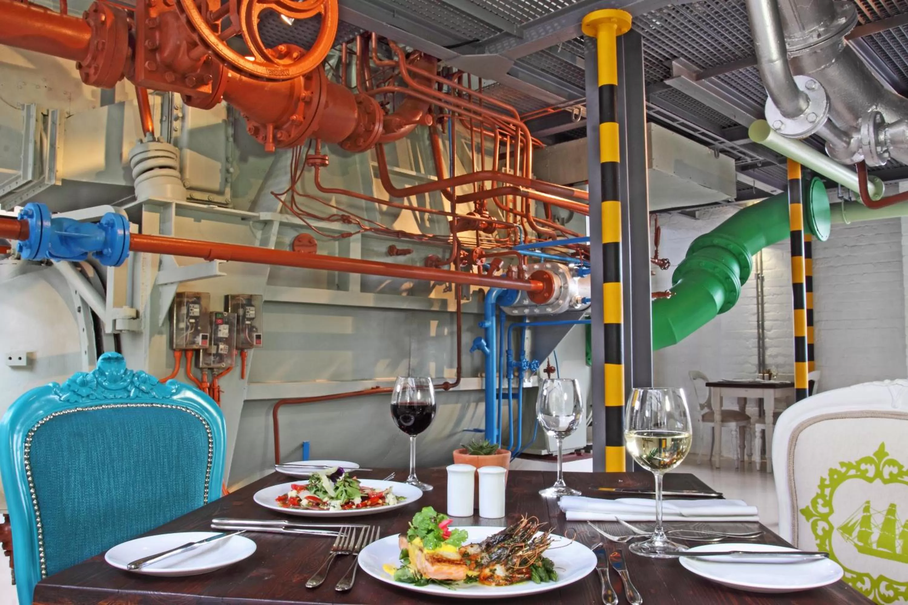 Restaurant/places to eat in Turbine Hotel & Spa