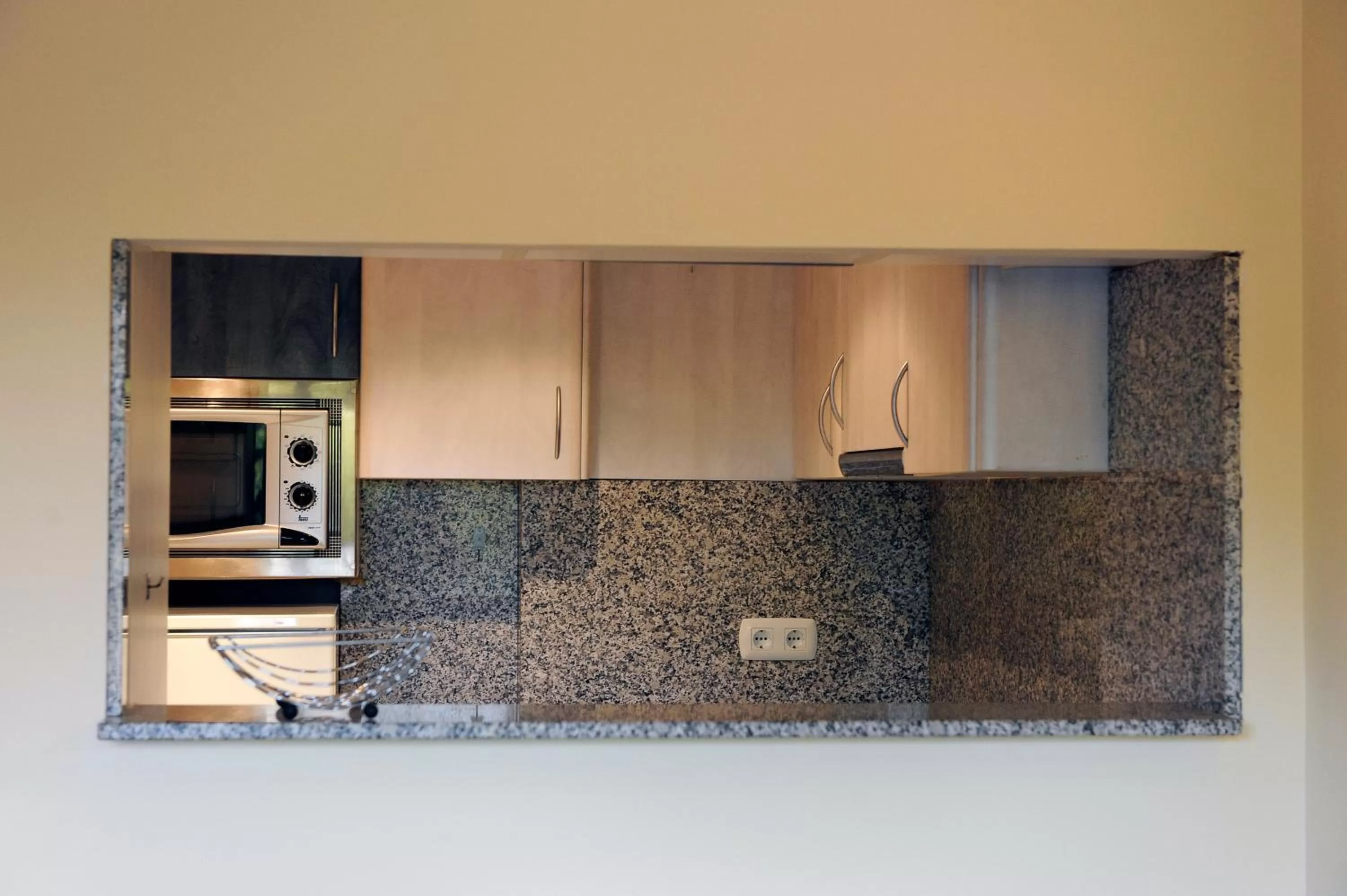 Kitchen or kitchenette in Aparthotel Marsol