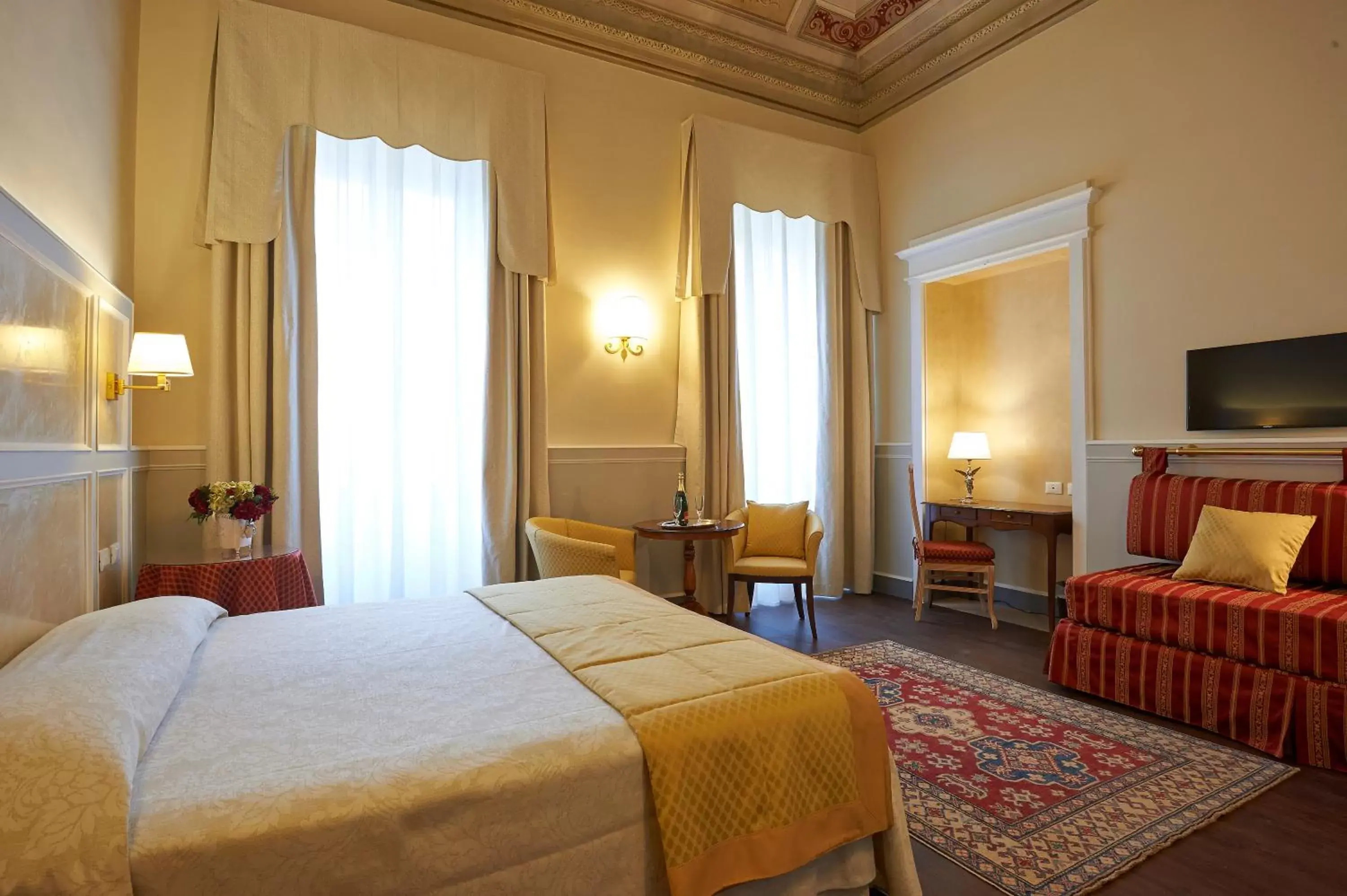 Bedroom, Bed in Hotel Firenze Capitale