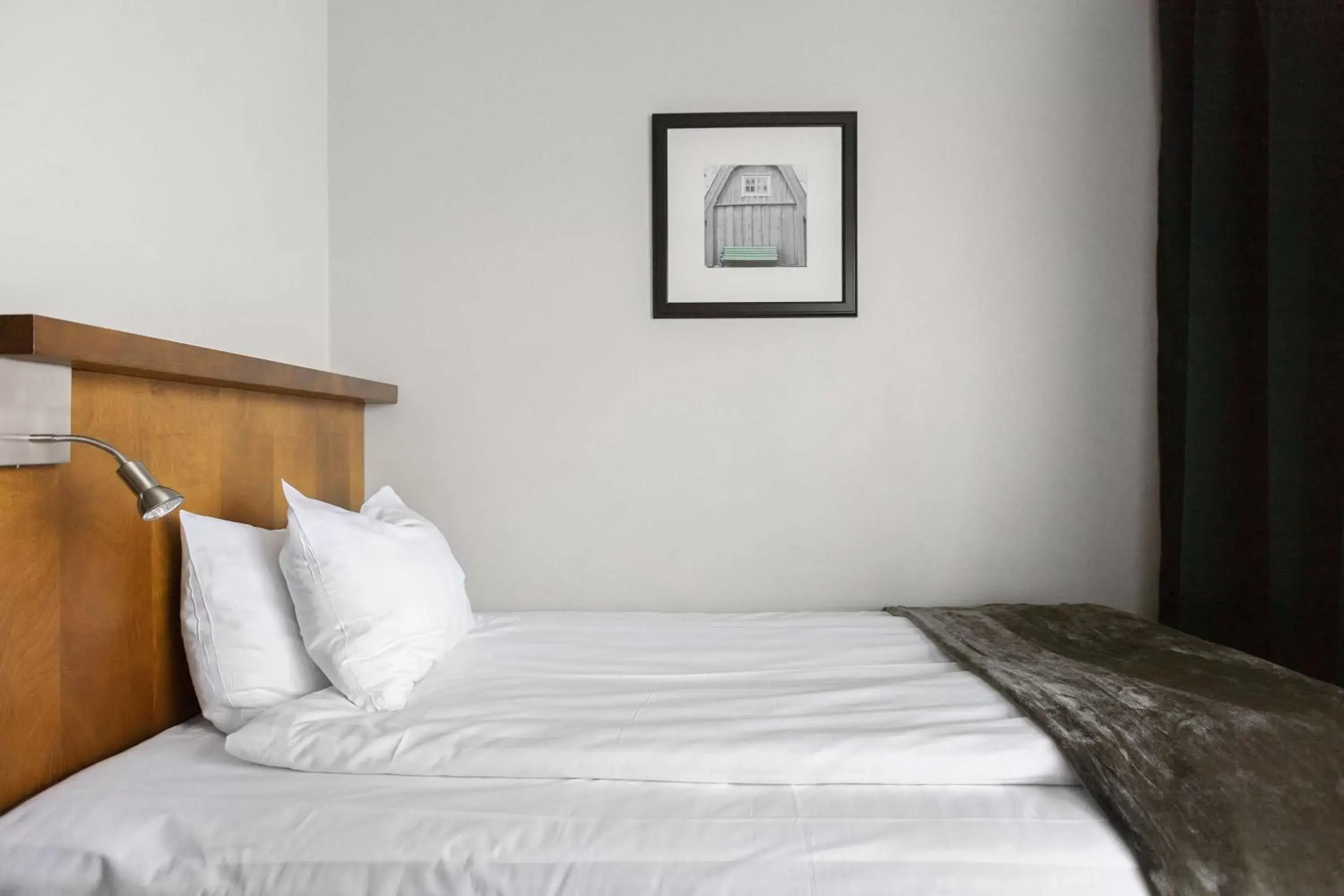 Bedroom, Bed in Best Western Plaza Hotel Bedroom, Bed in Best Western Plaza Hotel