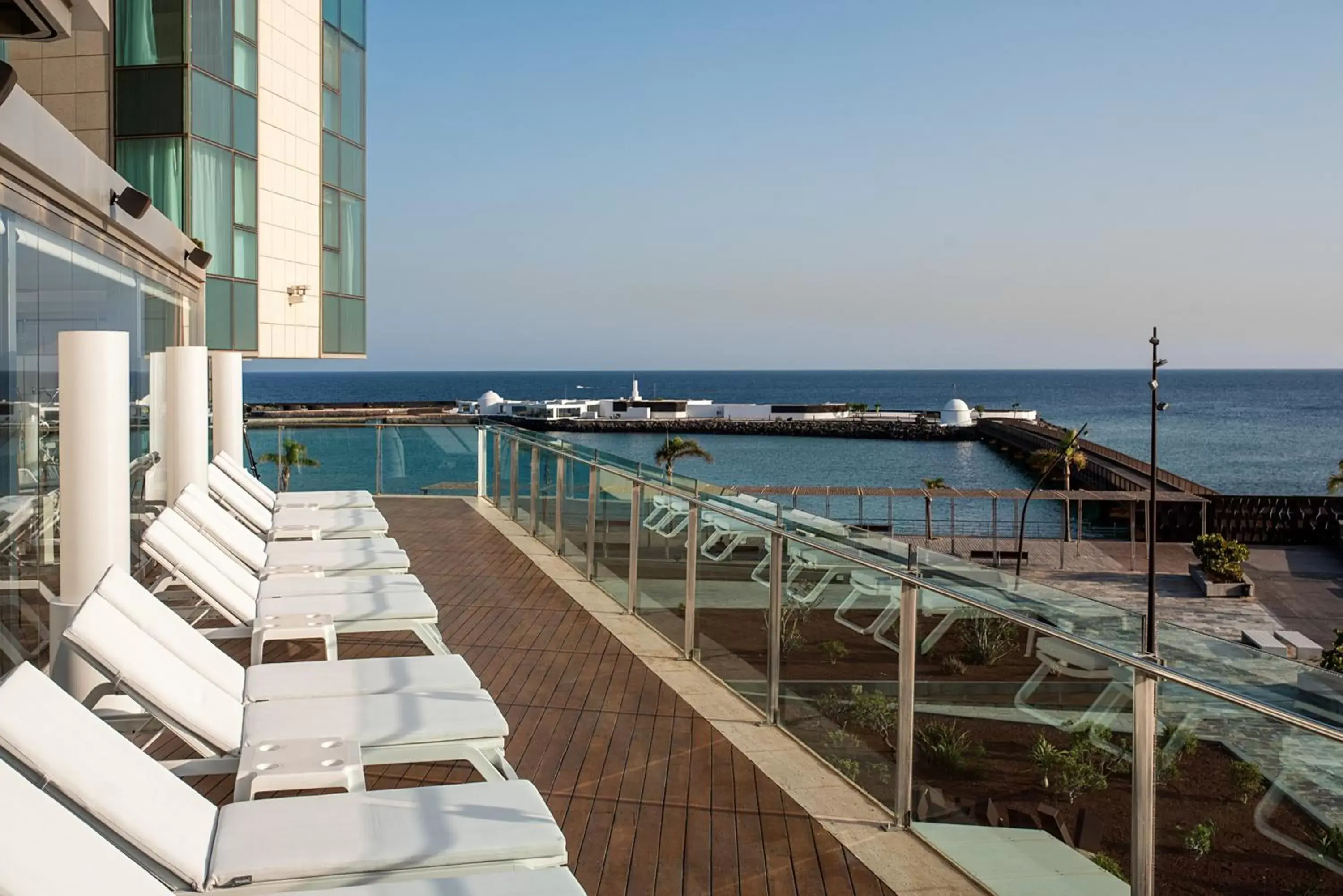 Solarium, Sea View in Arrecife Gran Hotel & Spa