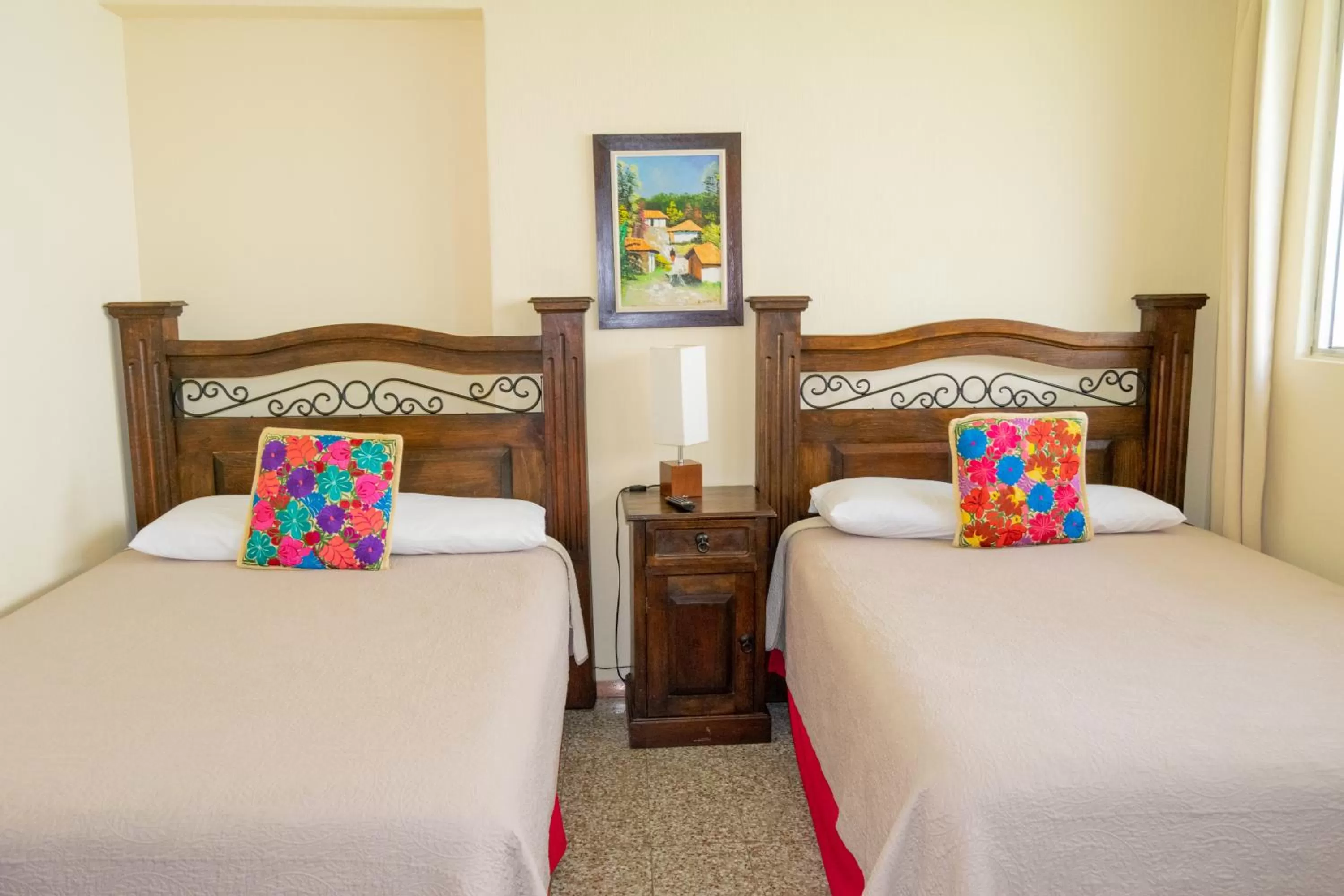 Bed in Hostal Donde Regina