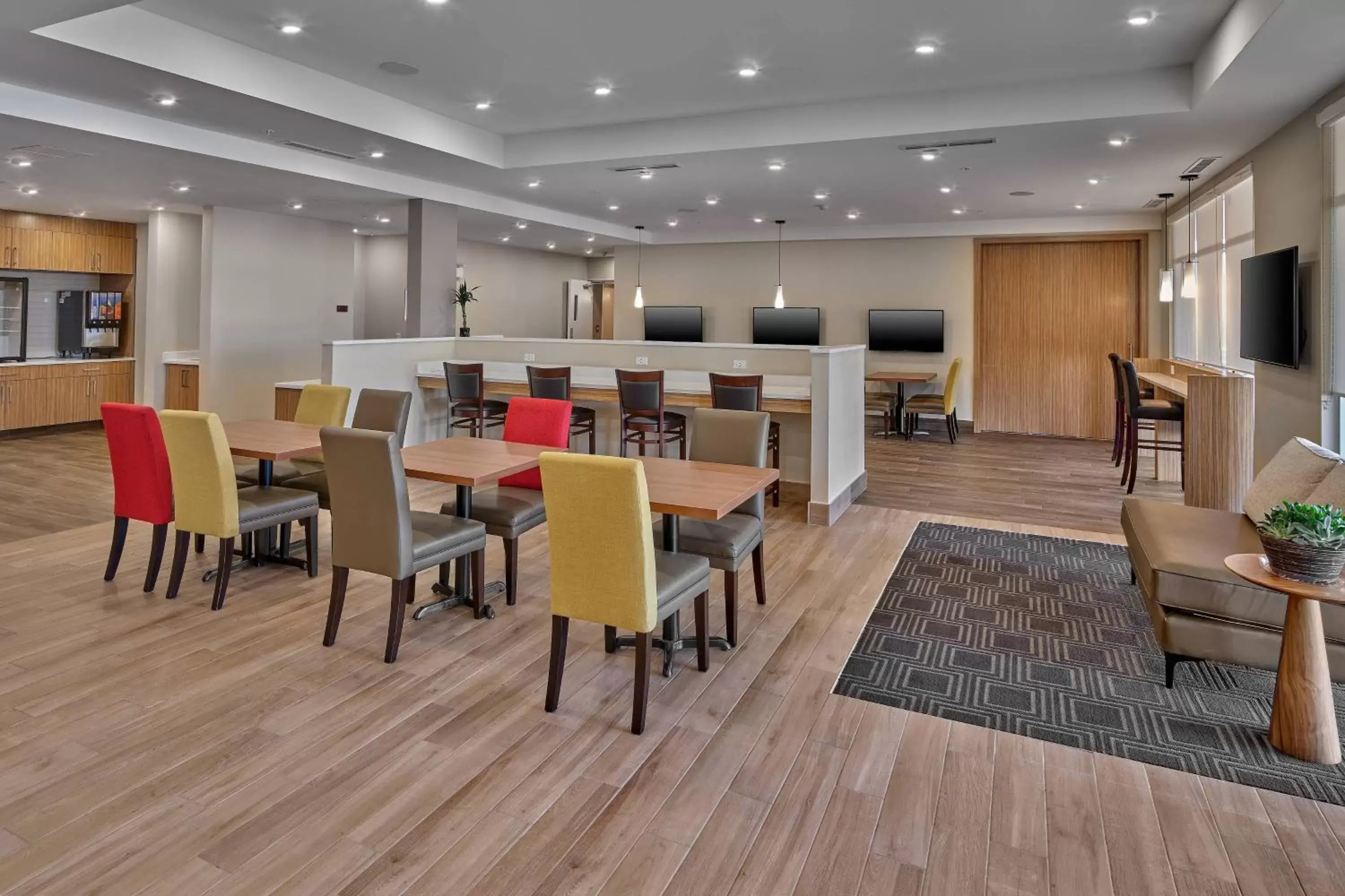 Lobby or reception in TownePlace Suites by Marriott Edmonton Sherwood Park