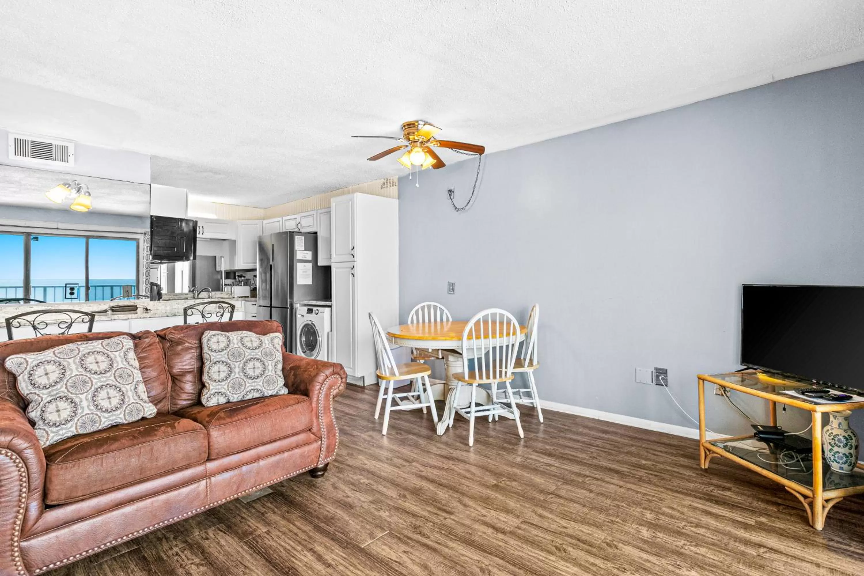 Apartment in The Summit