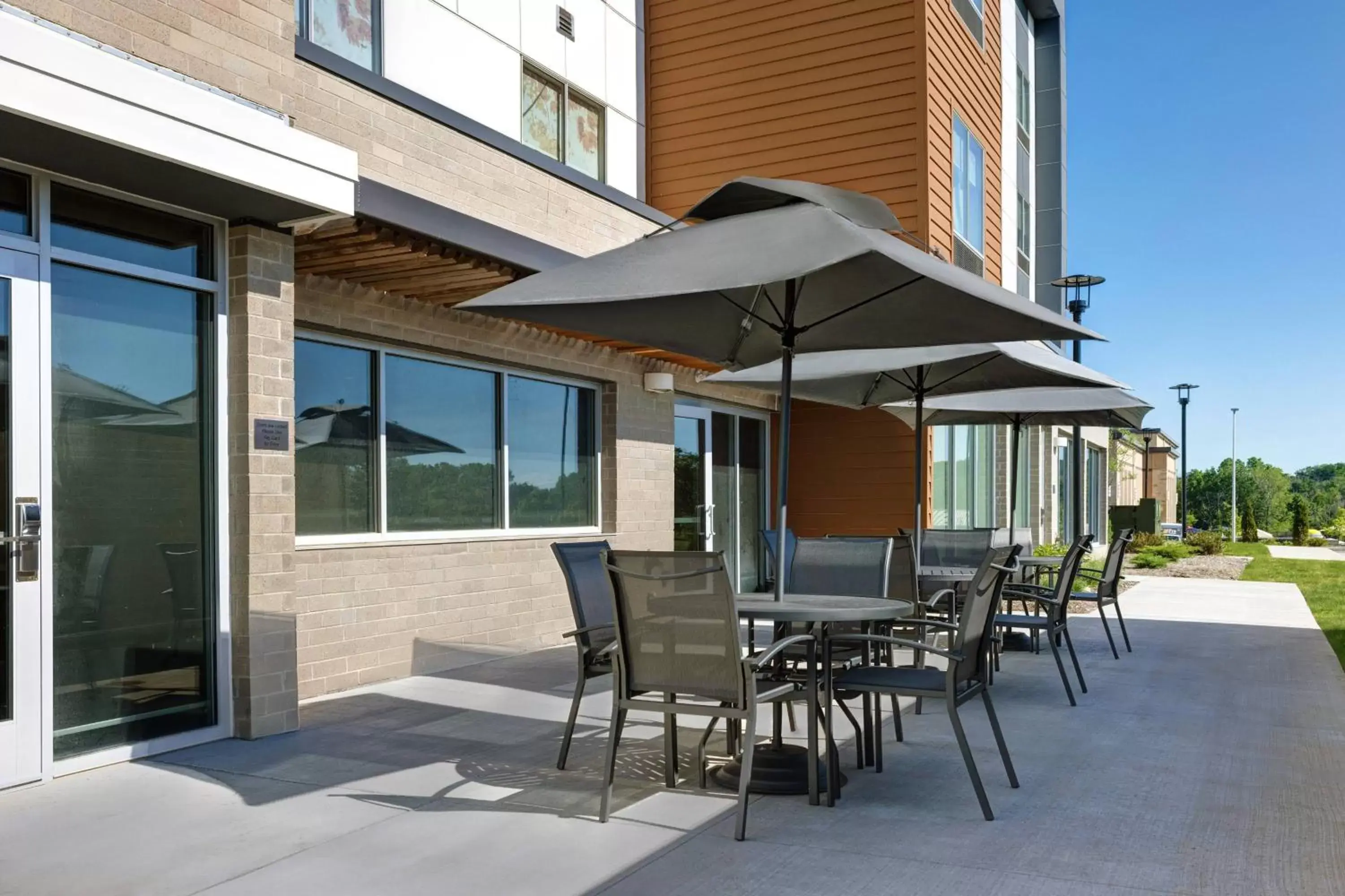 Other, Patio/Outdoor Area in Fairfield Inn & Suites by Marriott Milwaukee Brookfield