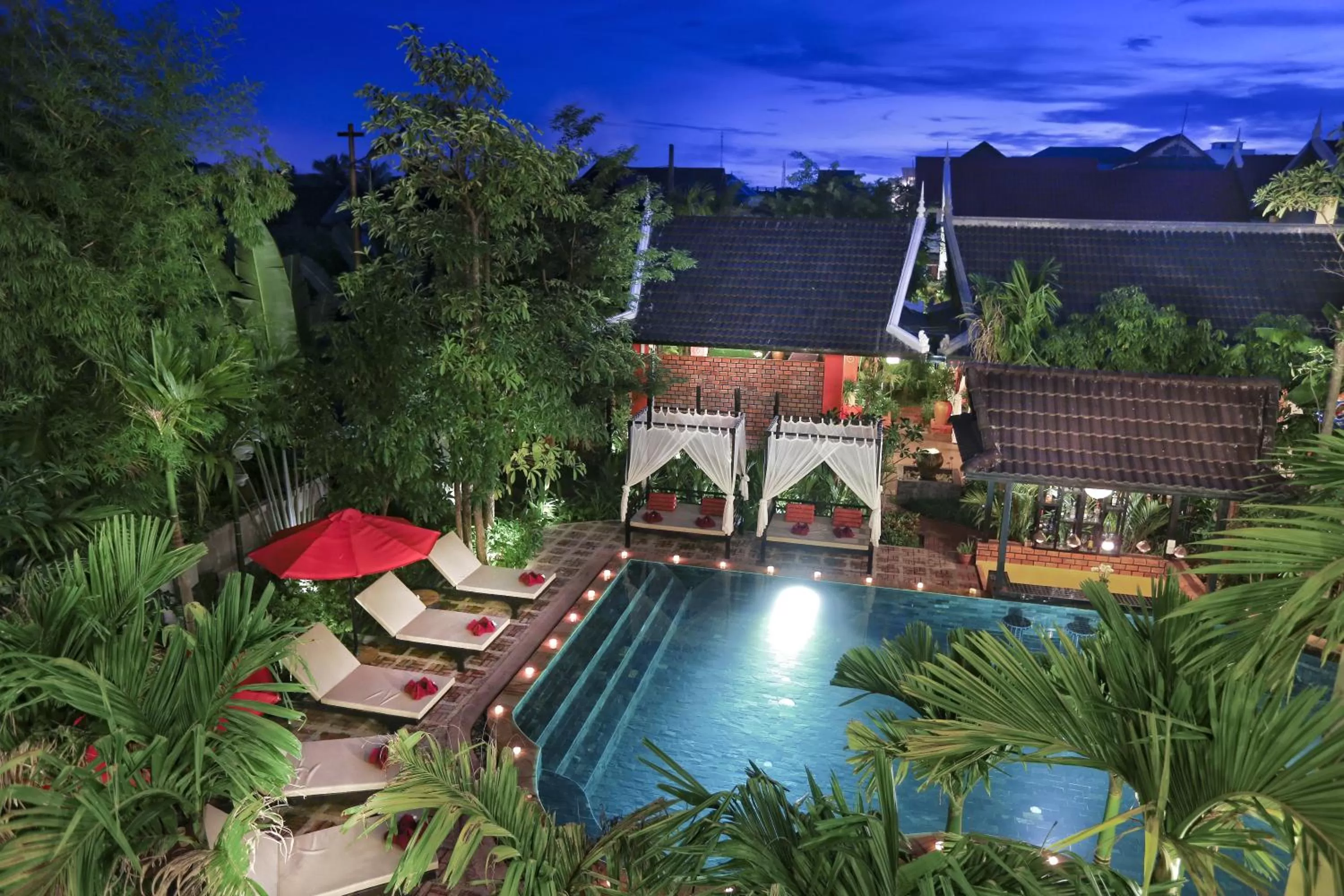 Swimming pool, Pool View in Residence Indochine Suite