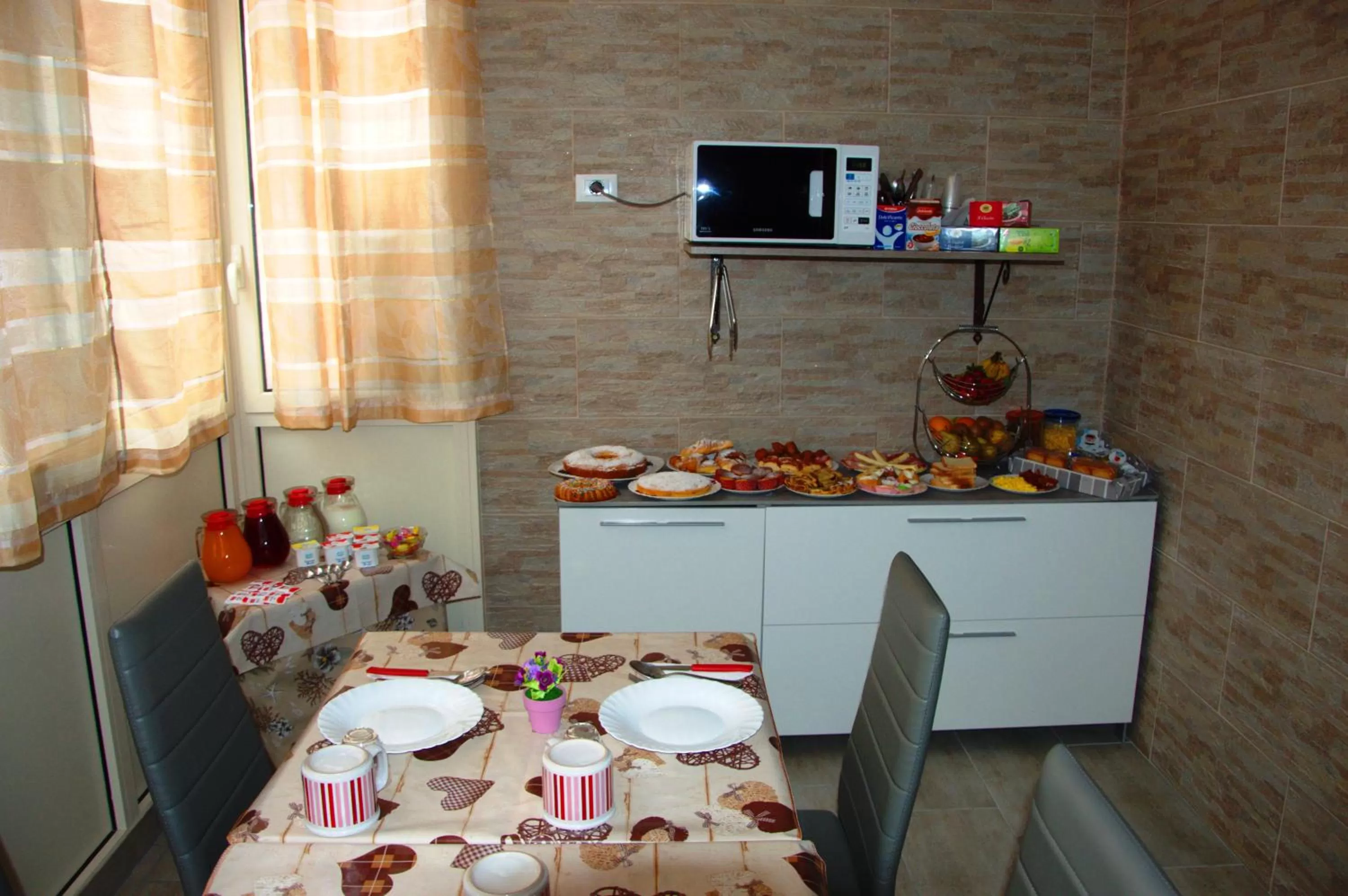 Buffet breakfast in B&B Palermo Sole & Cultura