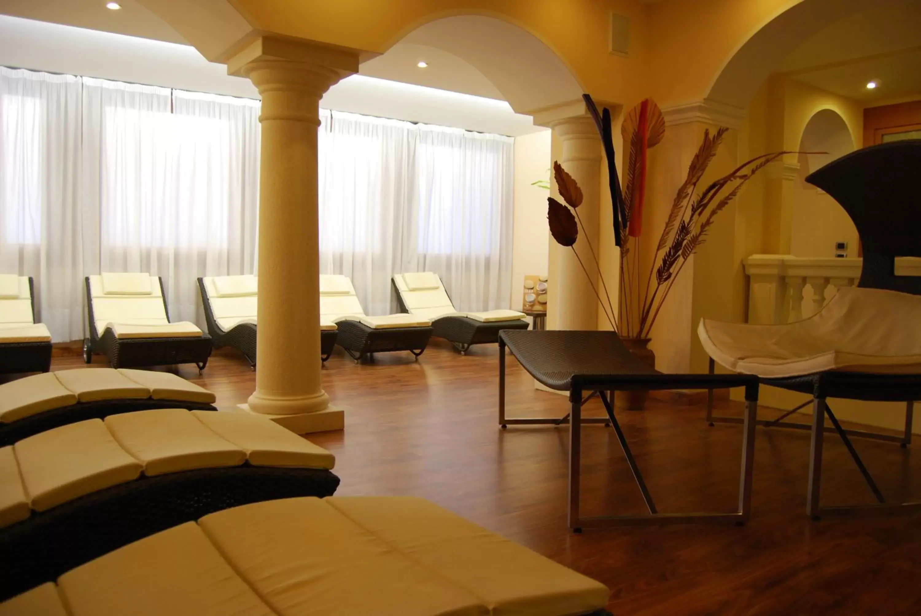 Spa and wellness centre/facilities in Garda Sol SPA Hotel & Appartamenti