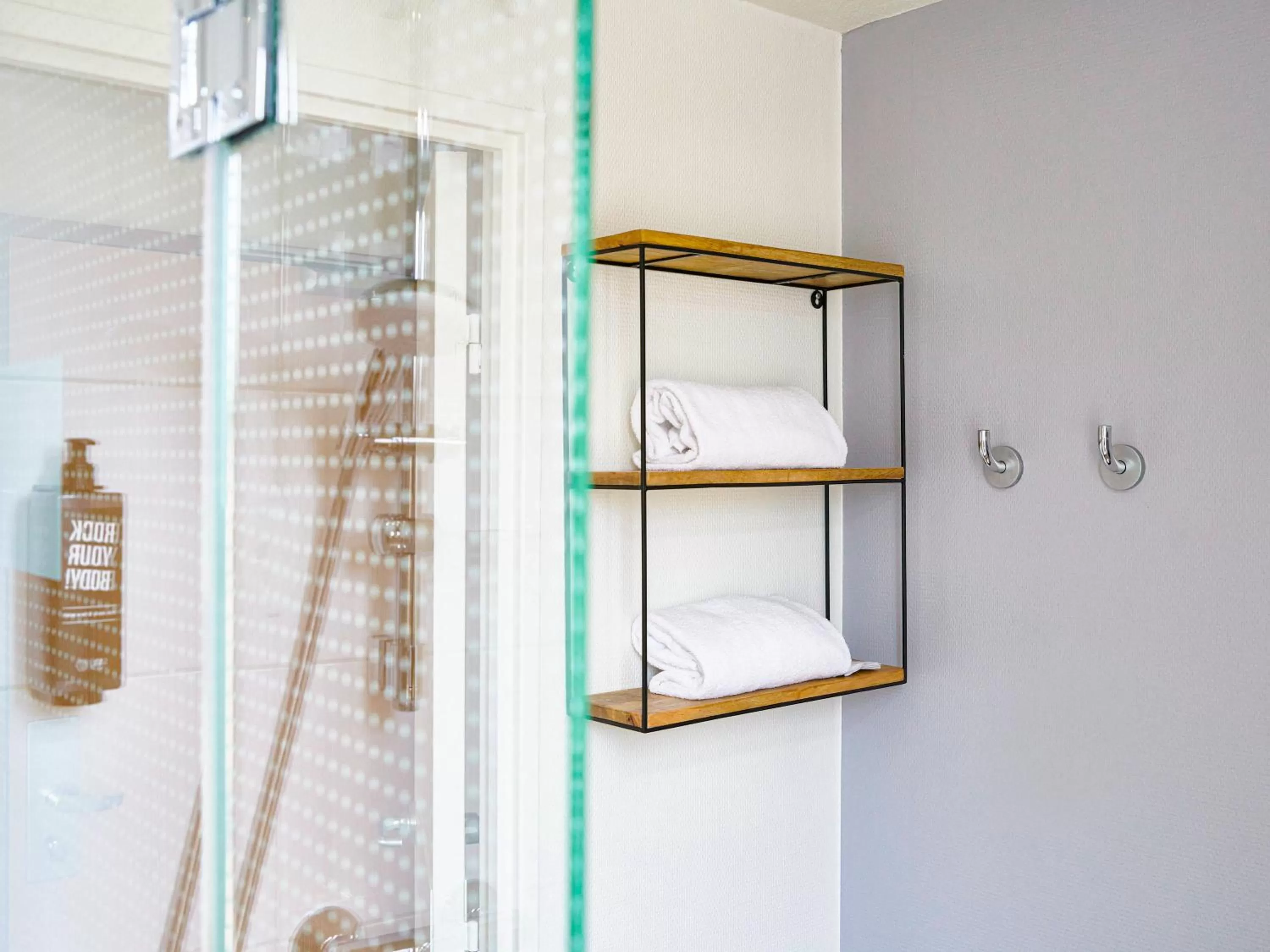 Coffee/tea facilities in ibis Annecy Centre Vieille Ville