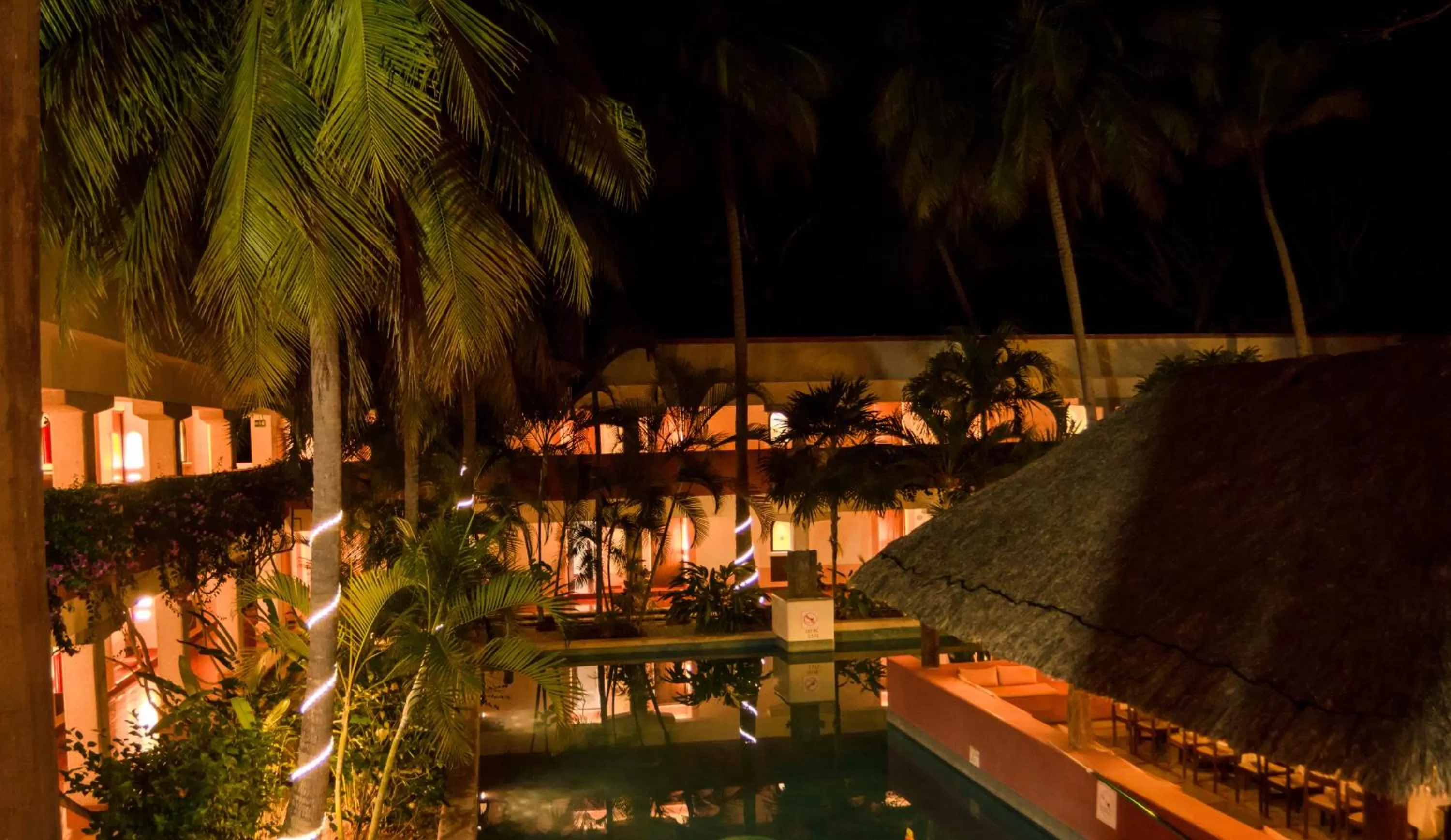 Night in Villas Arqueologicas Chichen Itza