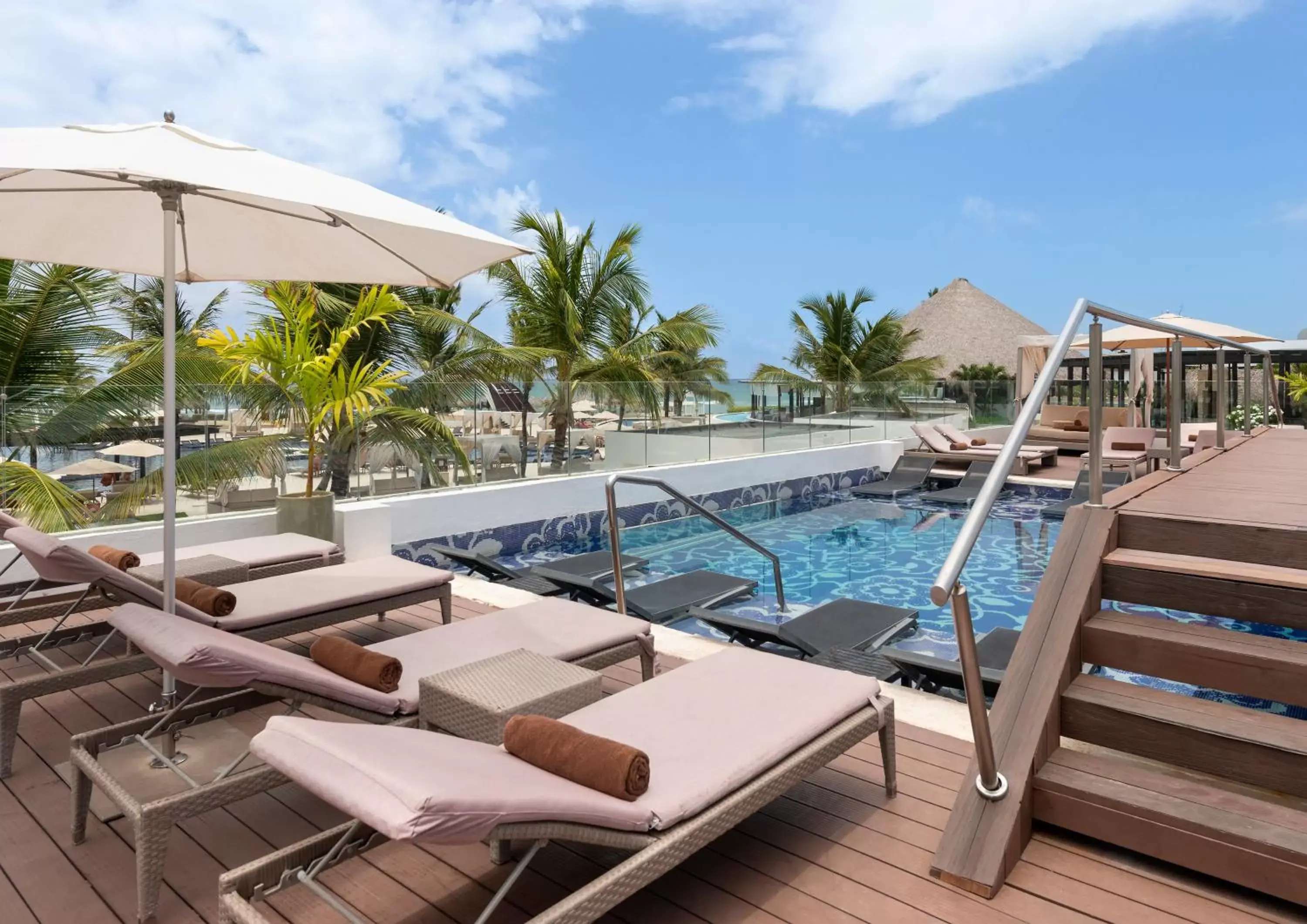 Pool view, Swimming Pool in Royalton CHIC Punta Cana, An Autograph Collection All-Inclusive Resort & Casino, Adults Only
