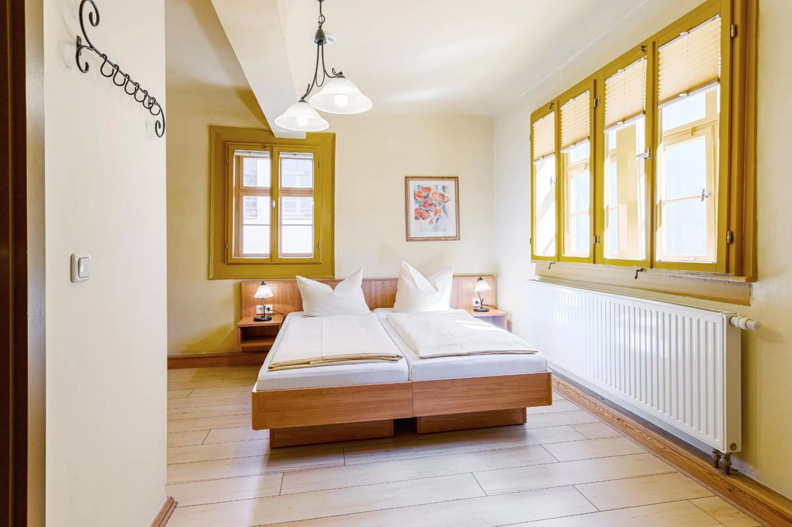 Photo of the whole room, Bed in Watzdorfer Geleitschenke und Herberge