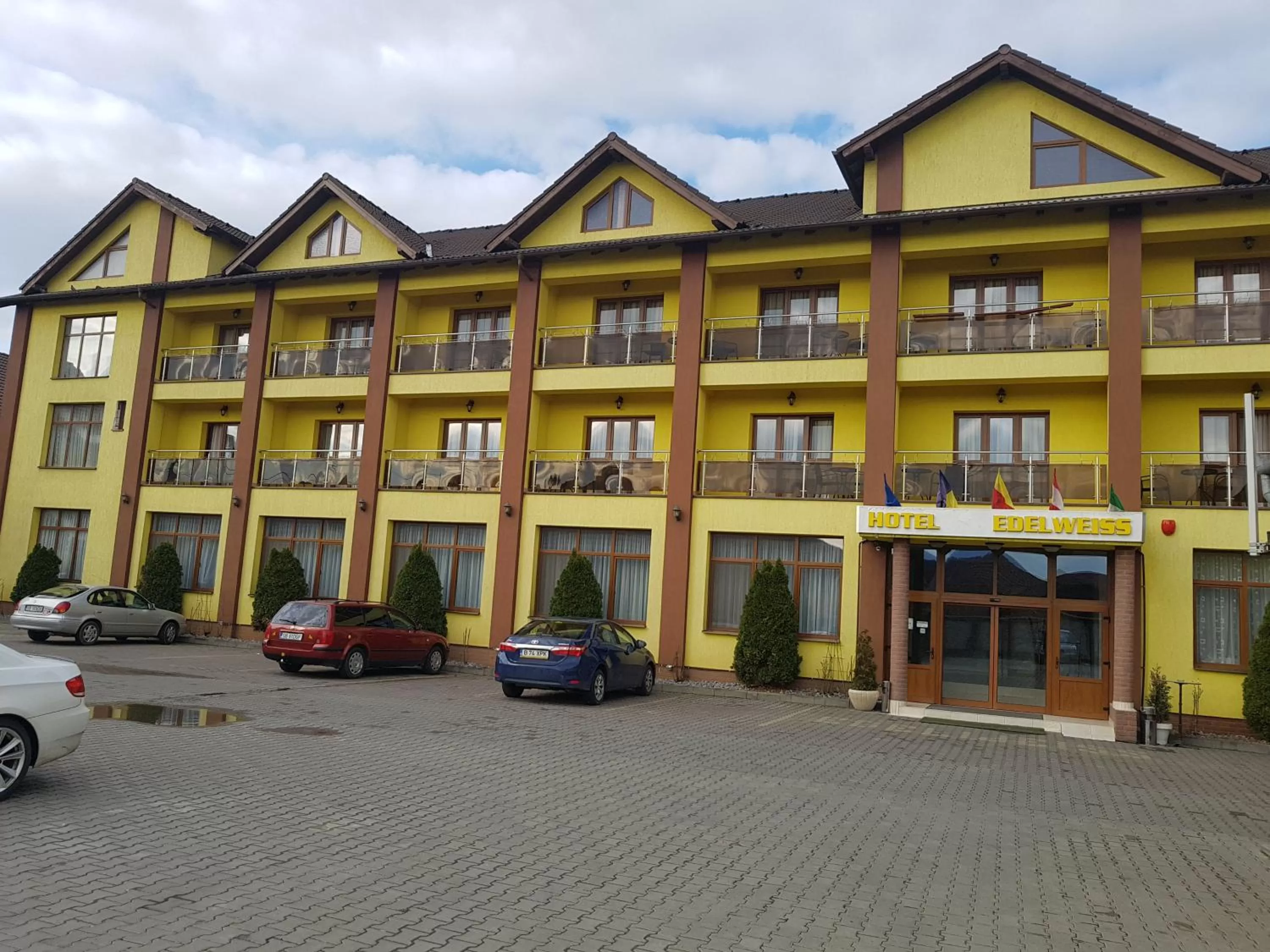 Property building in Hotel Edelweiss