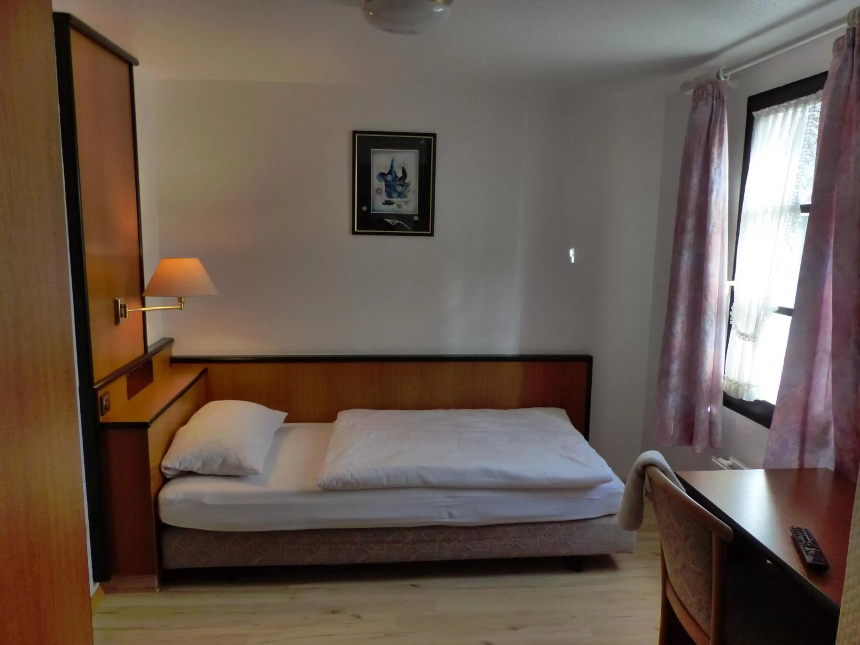 Bed in Hotel zur Post Dabringhausen