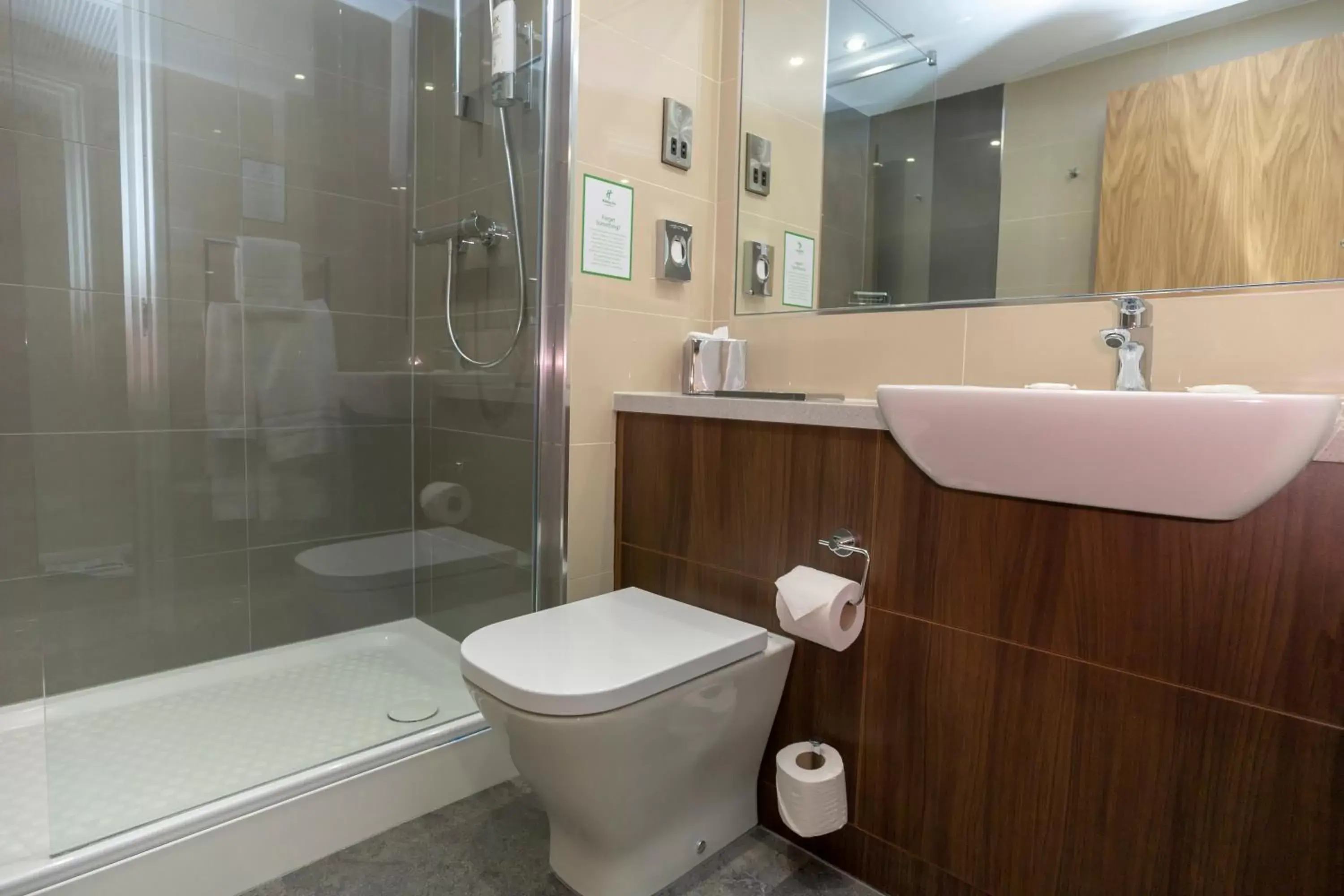 Bathroom in Holiday Inn Nottingham, an IHG Hotel