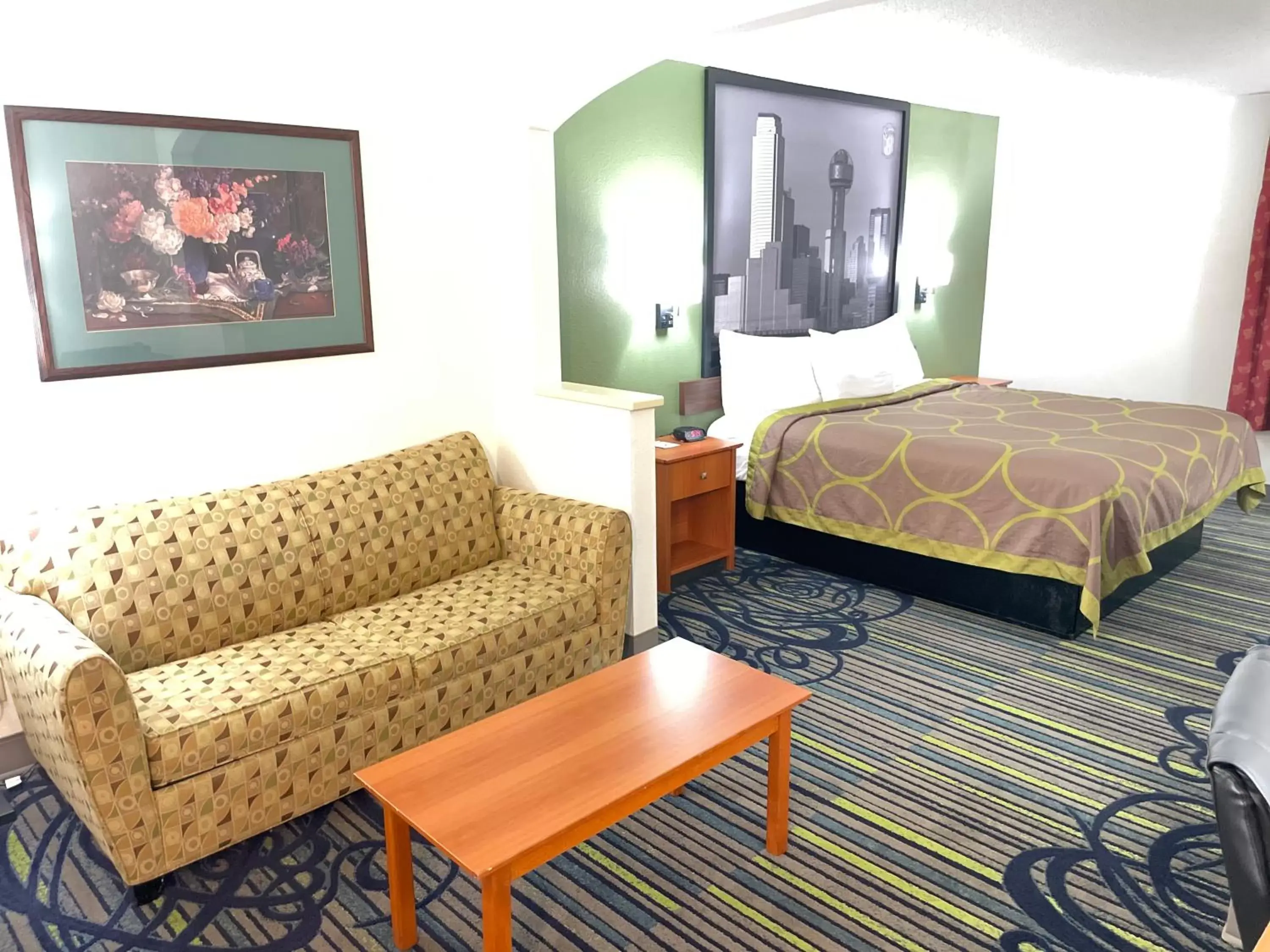 Photo of the whole room in Super 8 by Wyndham Fort Worth Downtown South