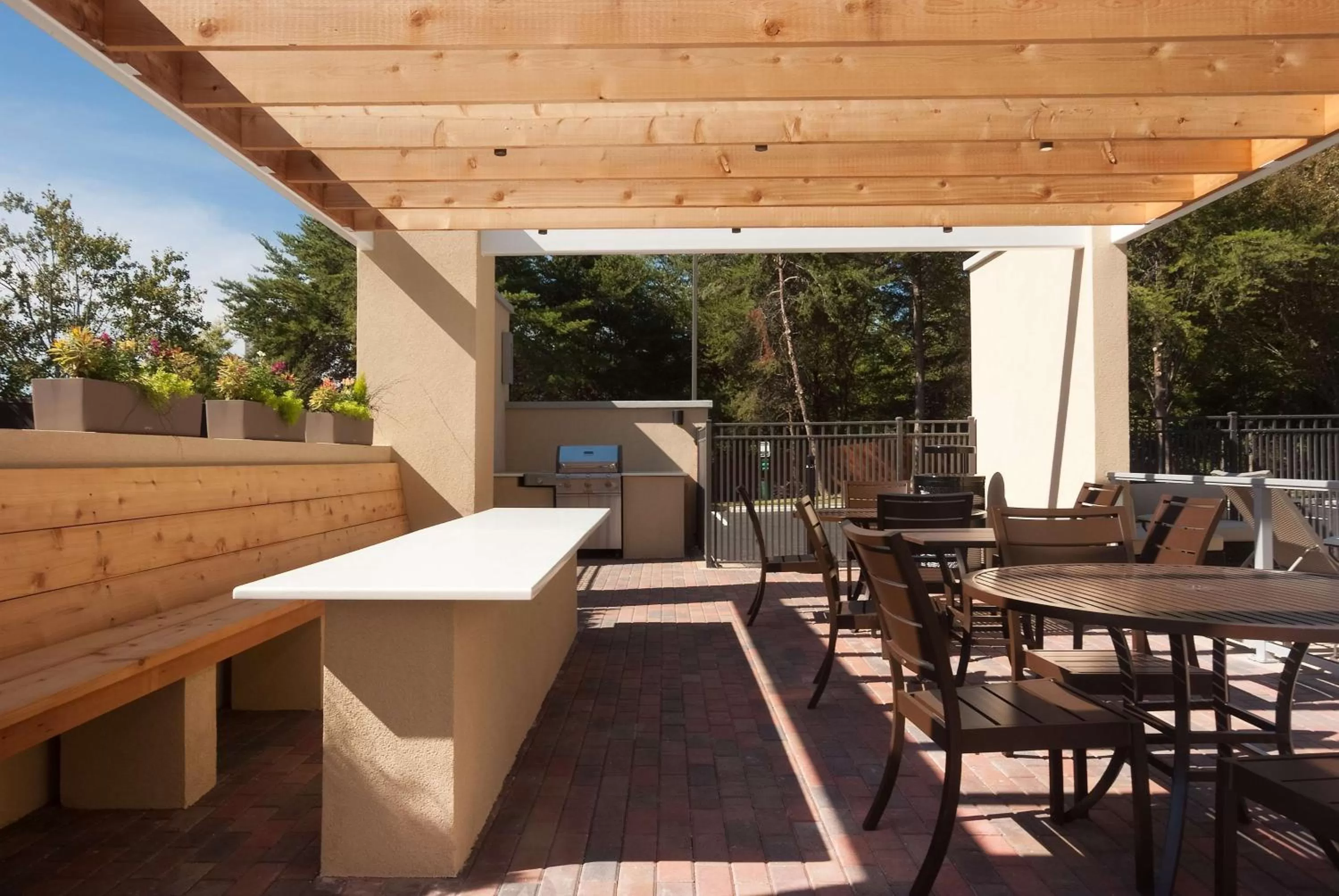 Dining area in Home2 Suites By Hilton Atlanta Perimeter Center