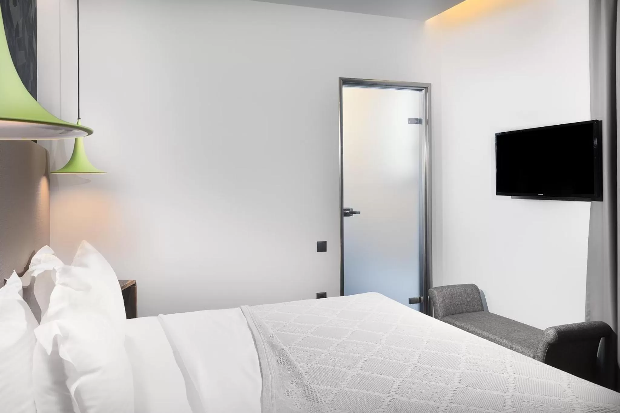 Bed in 360Degrees Pop Art Hotel