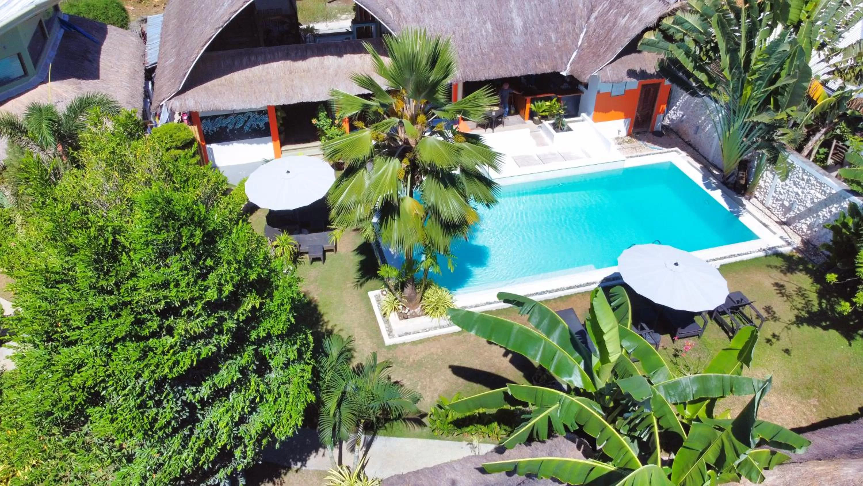 Property building in Villa Kasadya