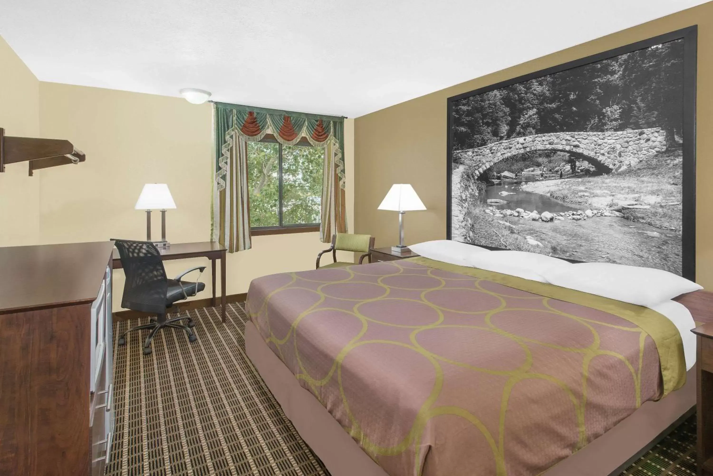 King Room - Mobility Access/Non-Smoking in Super 8 by Wyndham Webster City IA