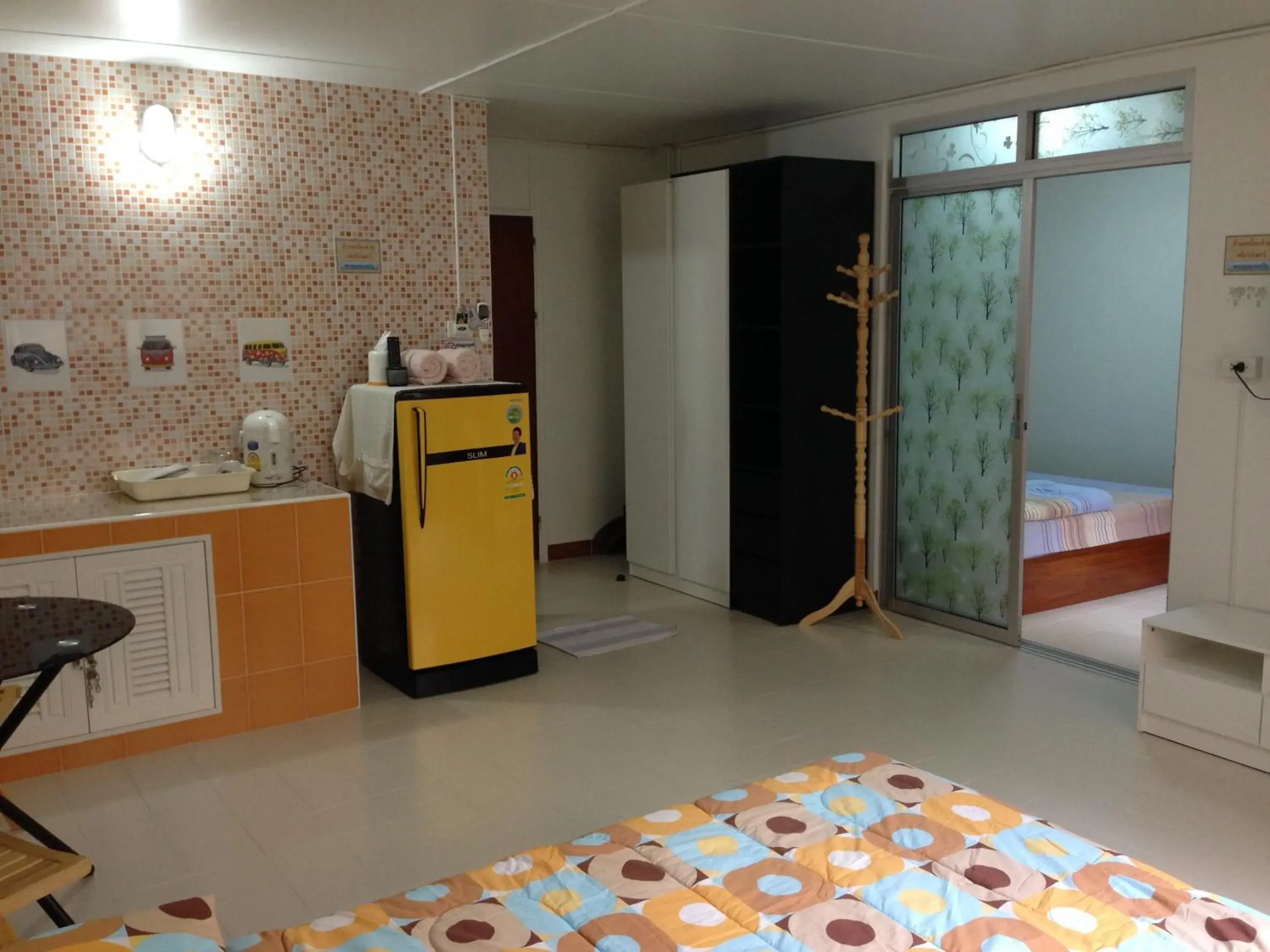 Bedroom, Kitchen/Kitchenette in Muangthongthani Rental/Khun Dan